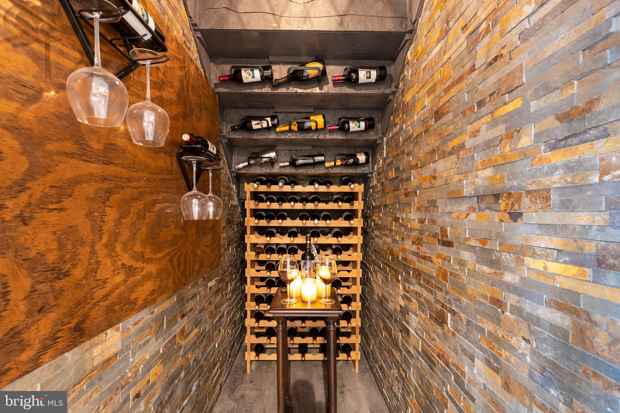 WINDSONG - Residential