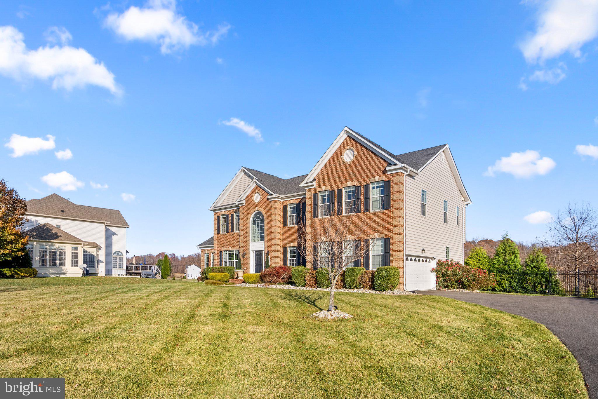 WINDSONG - Residential