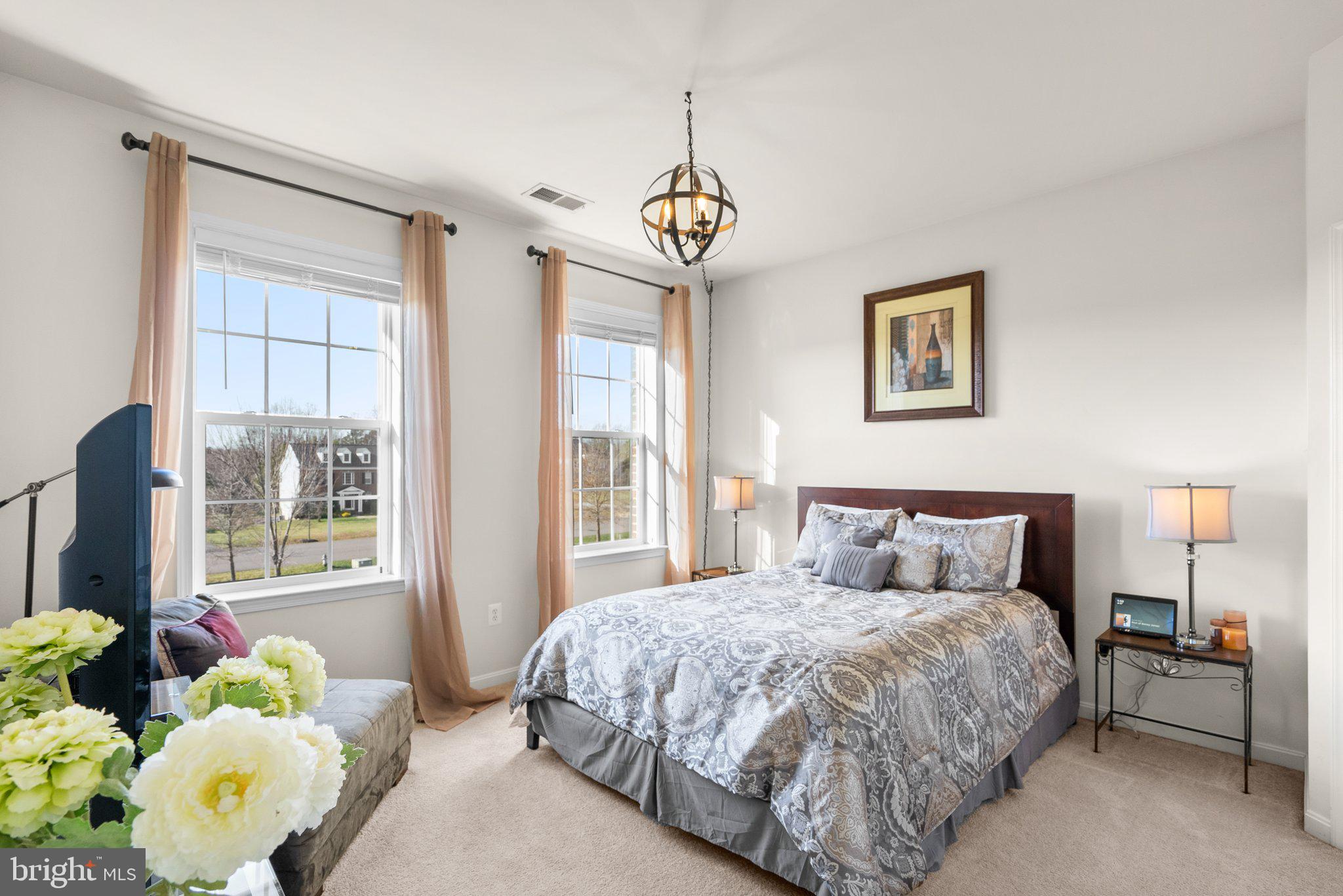 WINDSONG - Residential