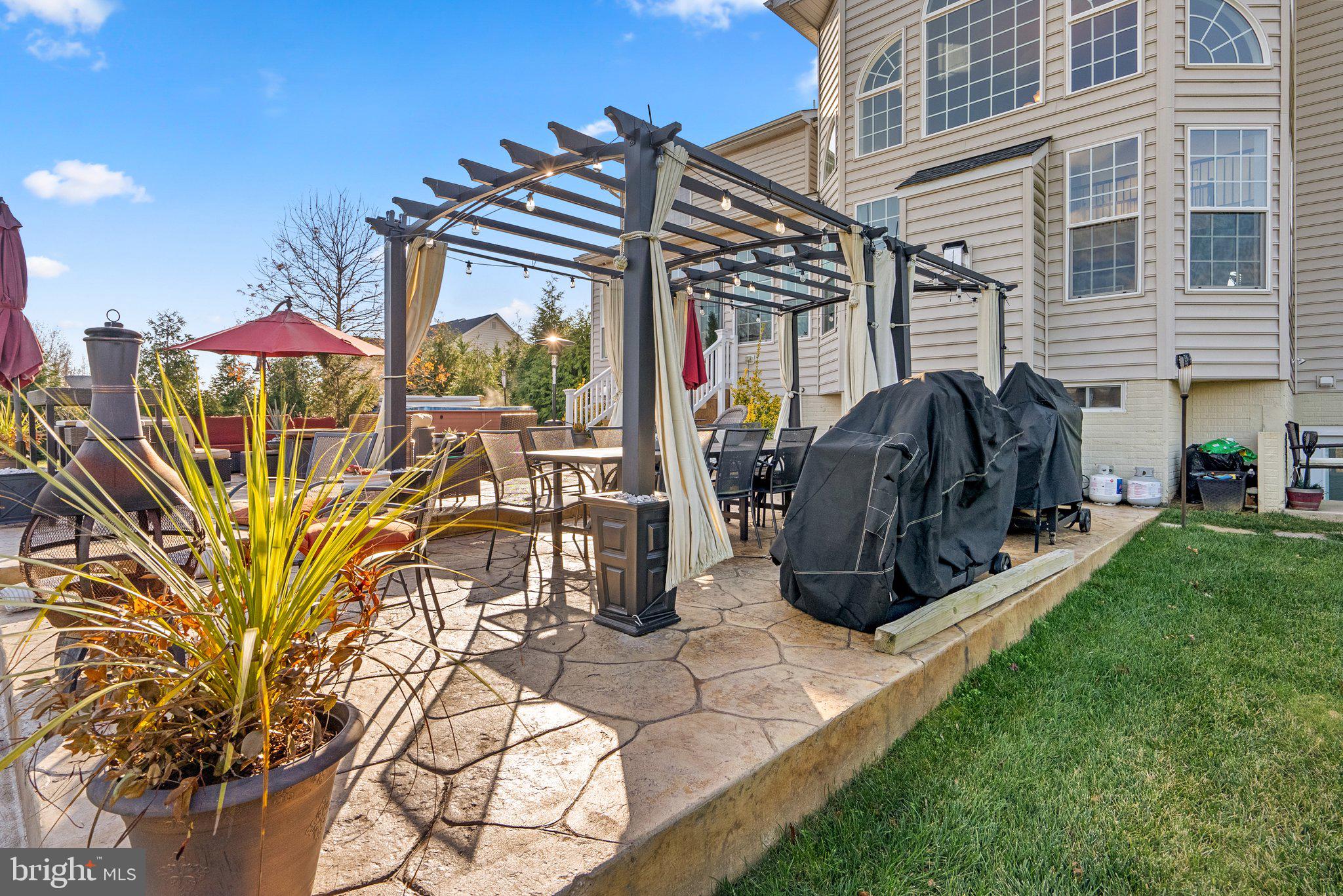 WINDSONG - Residential