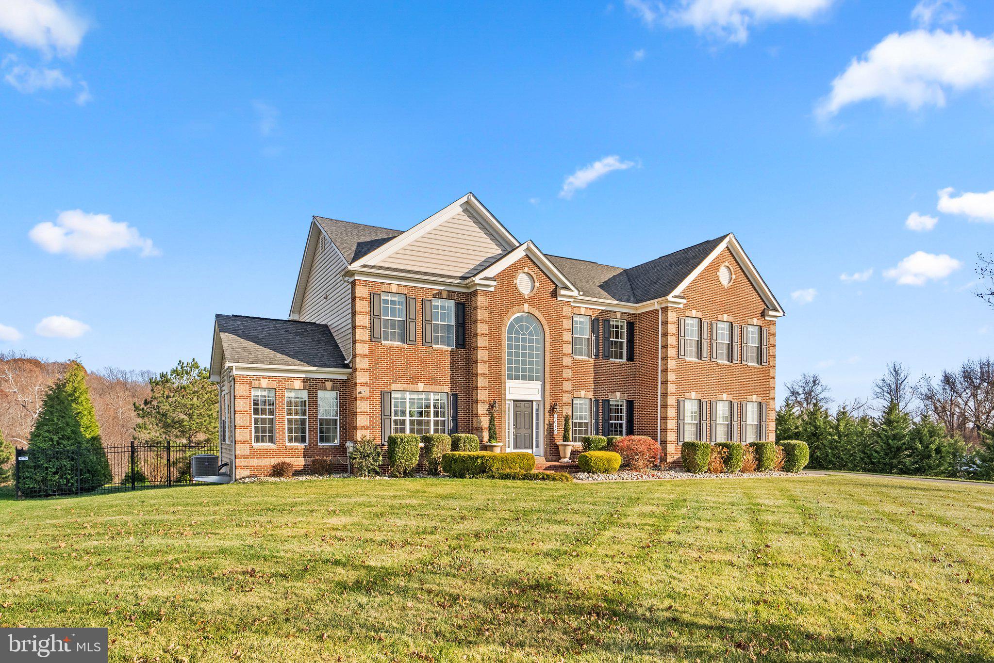 WINDSONG - Residential