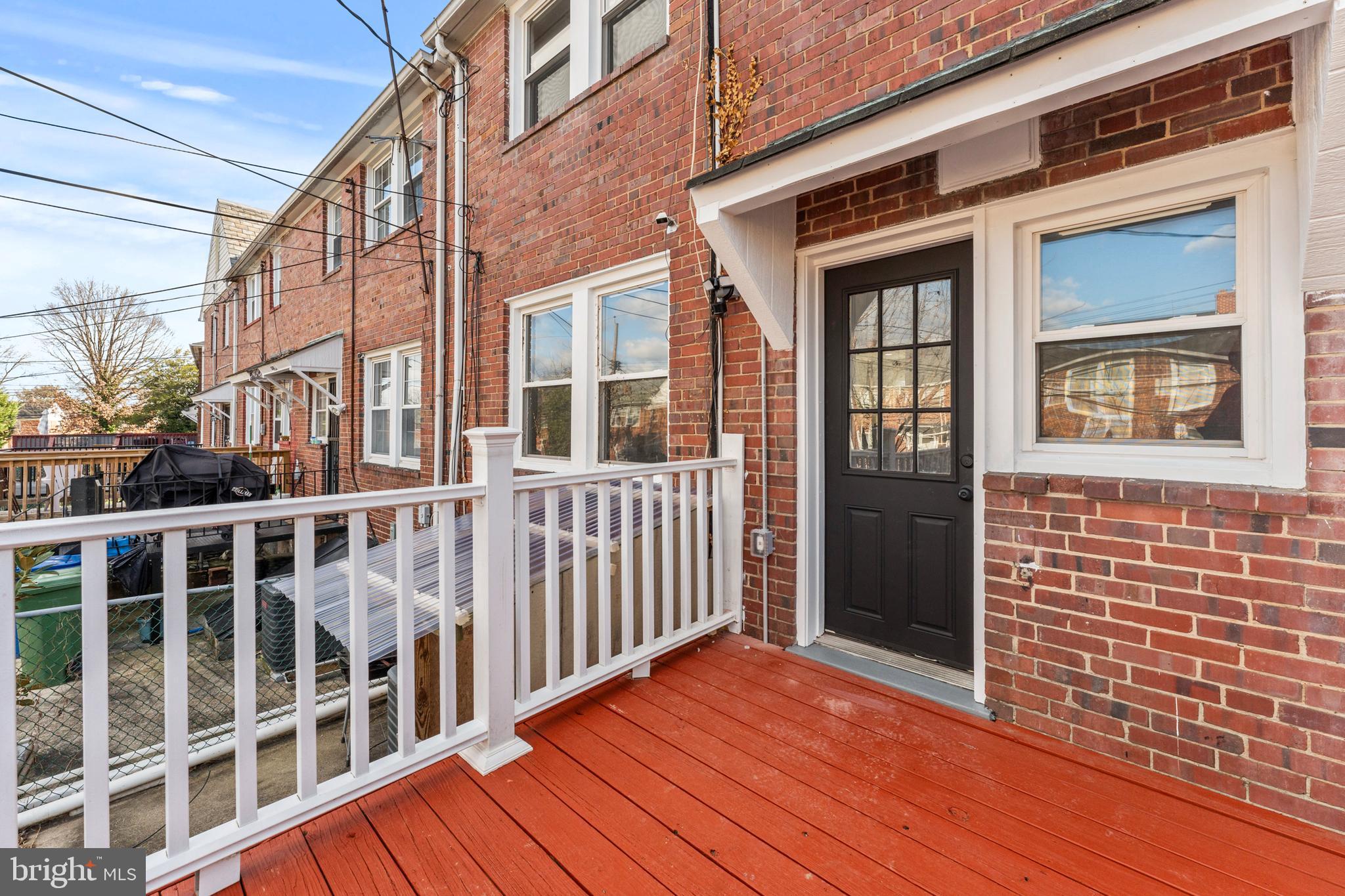 NORTHWOOD - Residential