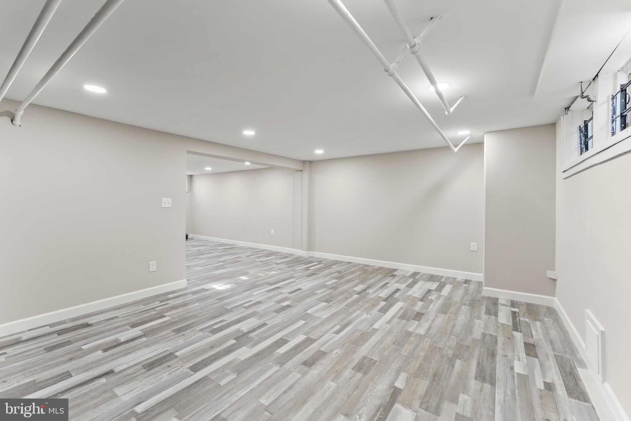 NORTHWOOD - Residential