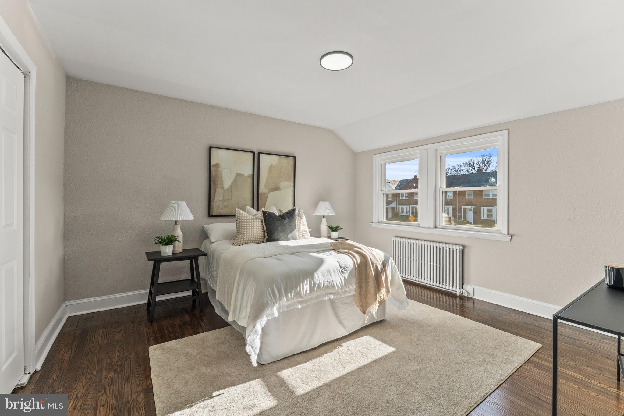 NORTHWOOD - Residential