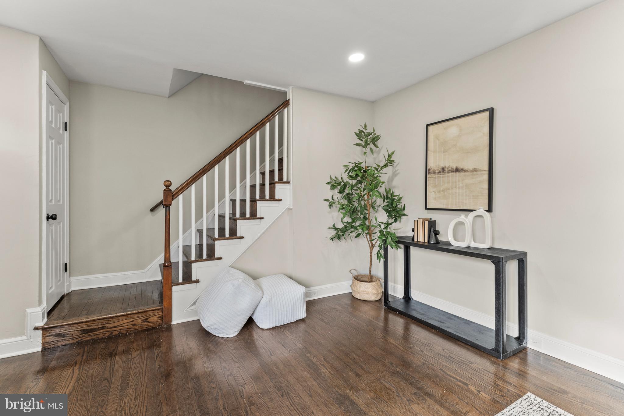 NORTHWOOD - Residential