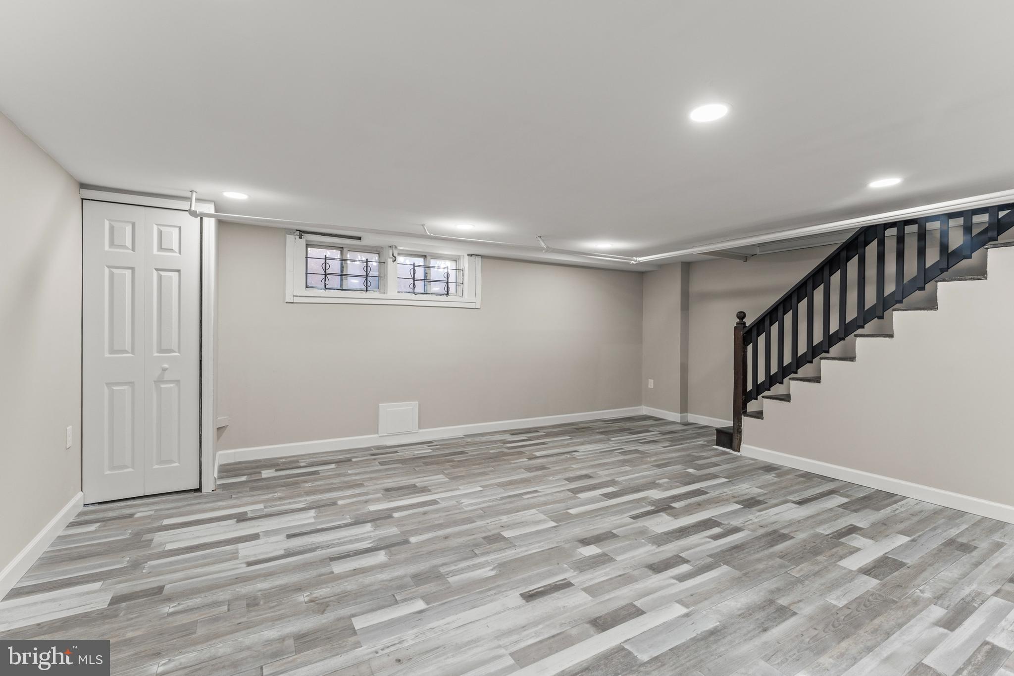 NORTHWOOD - Residential