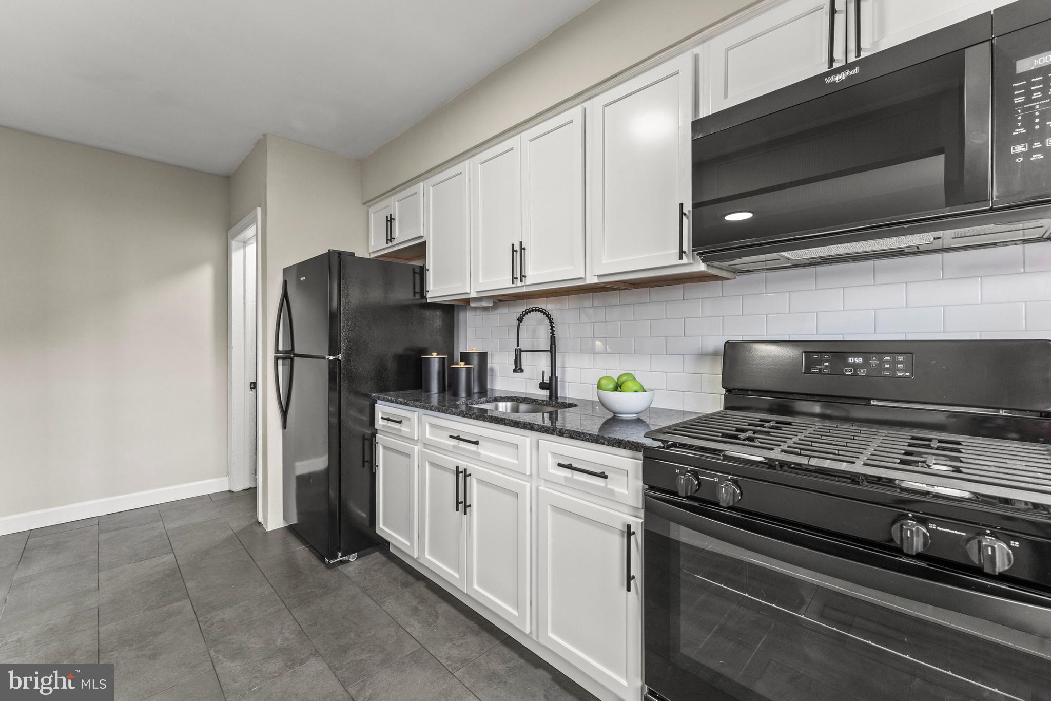 NORTHWOOD - Residential