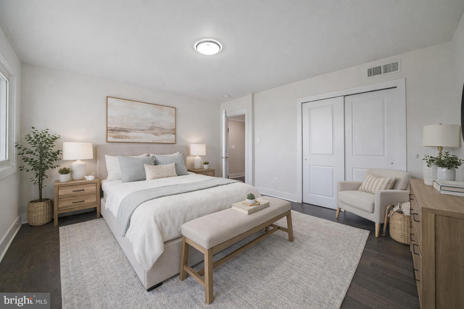 HUNTCREST CONDOMINIUM - Residential