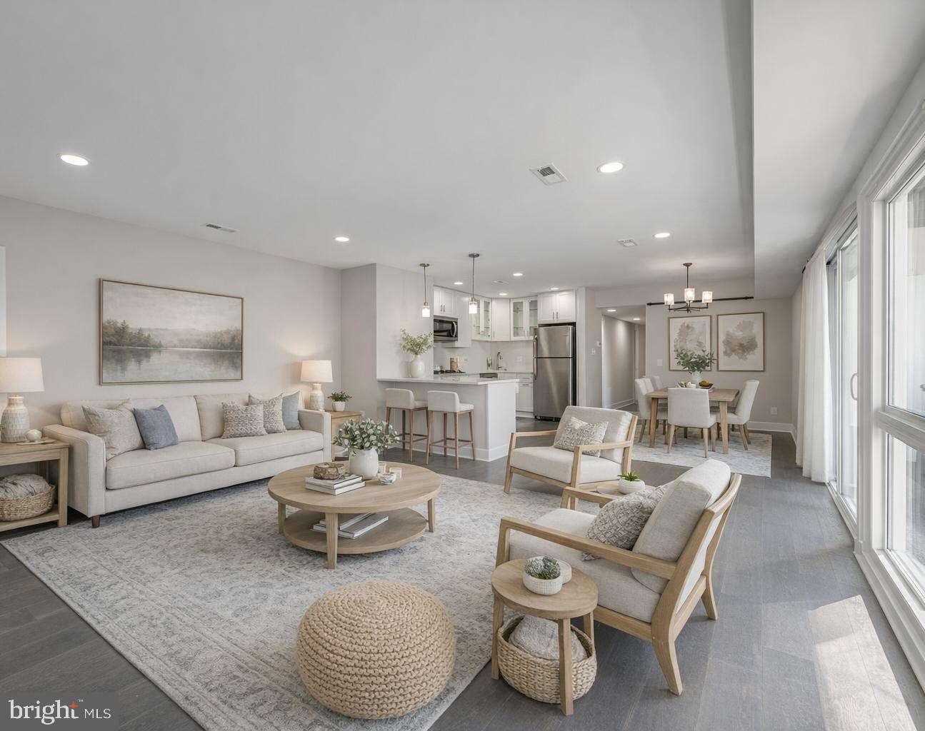 HUNTCREST CONDOMINIUM - Residential