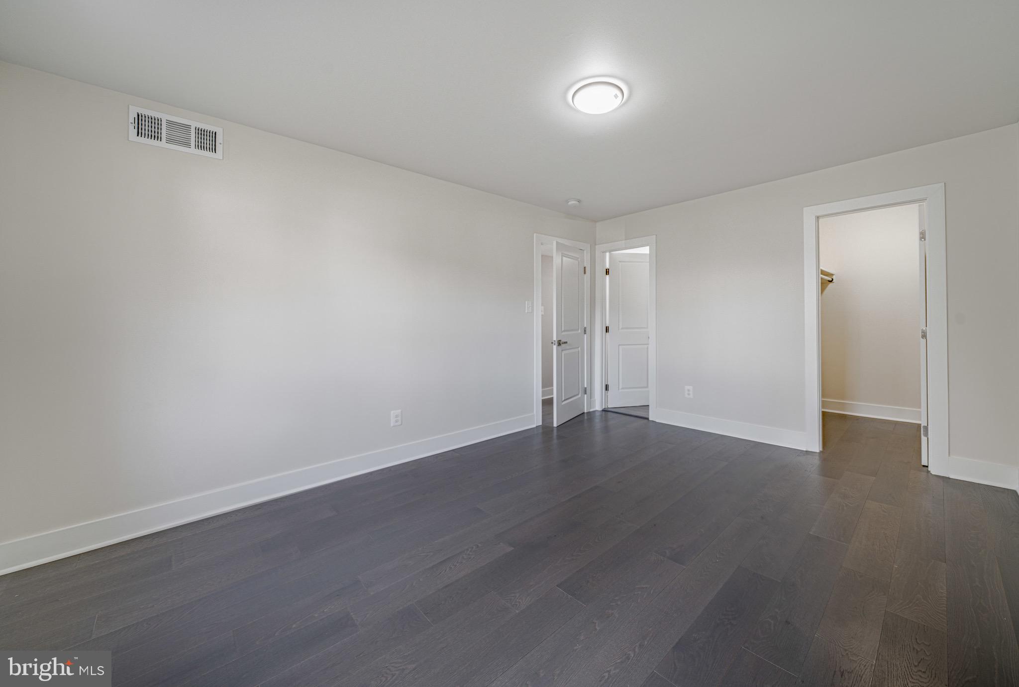 HUNTCREST CONDOMINIUM - Residential