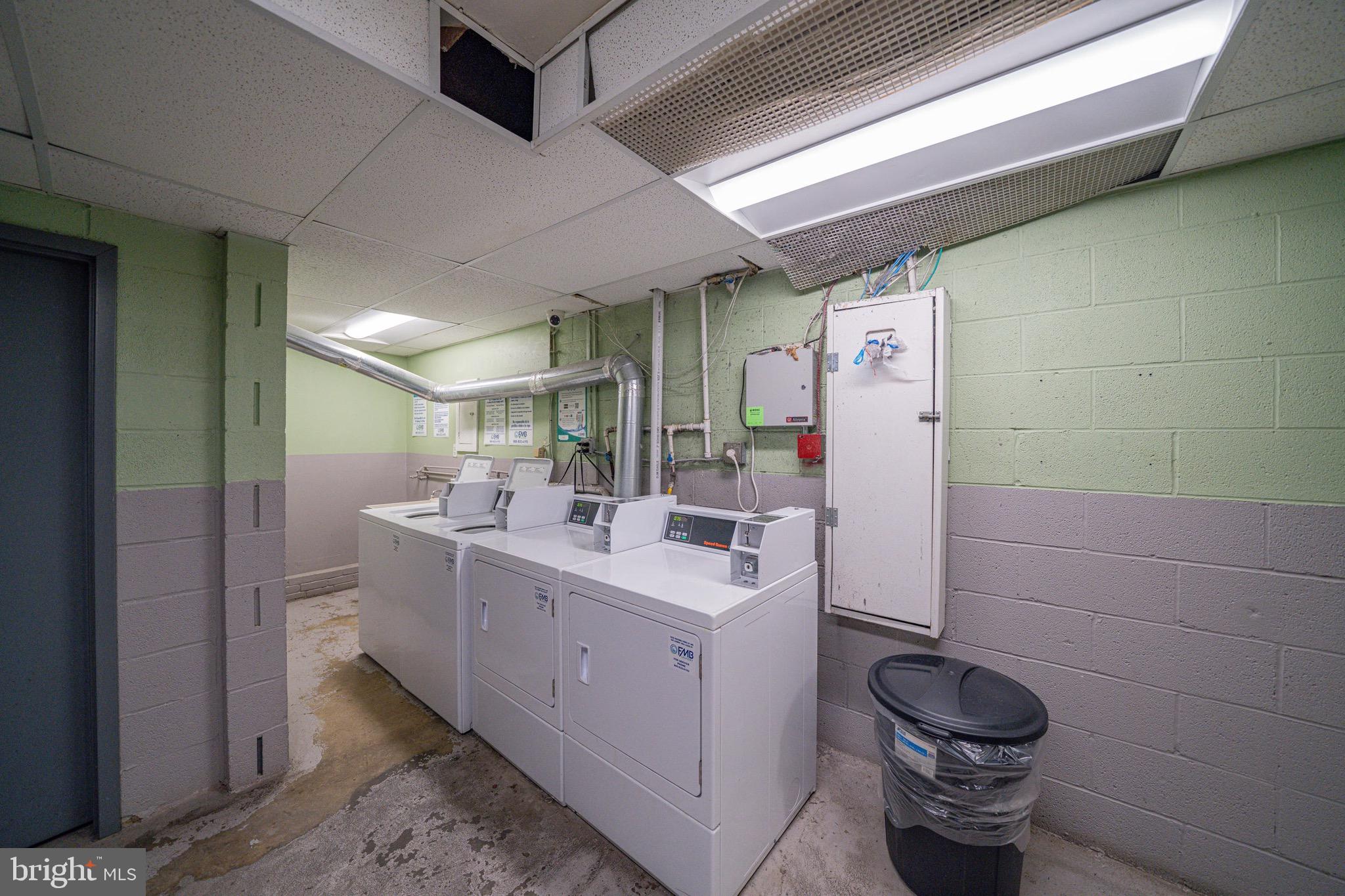 HUNTCREST CONDOMINIUM - Residential