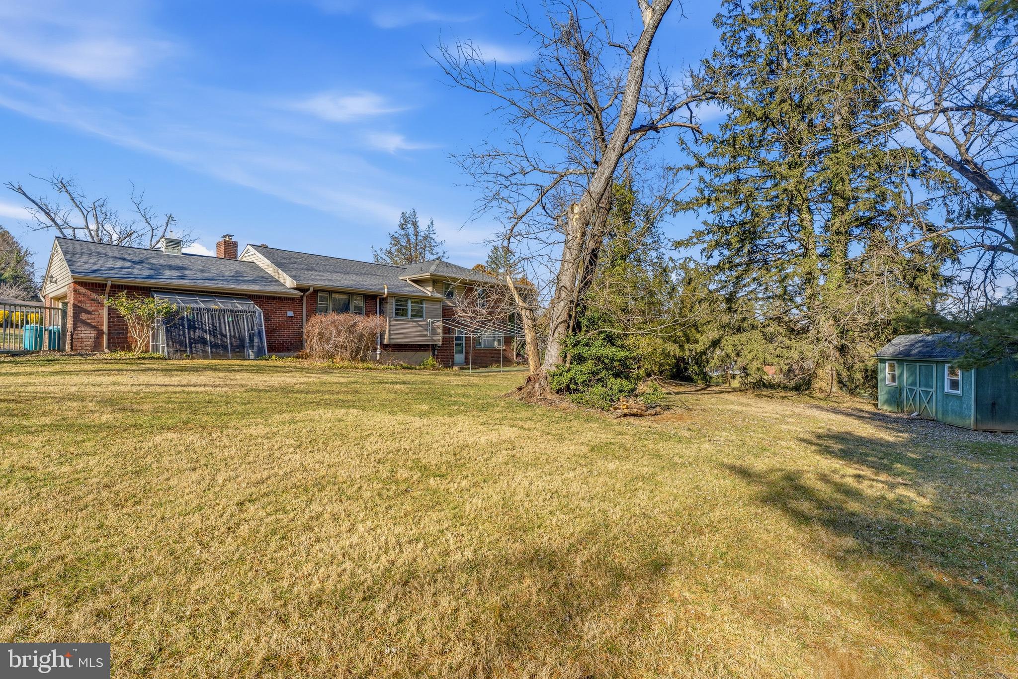 VALLEY CREST - Residential