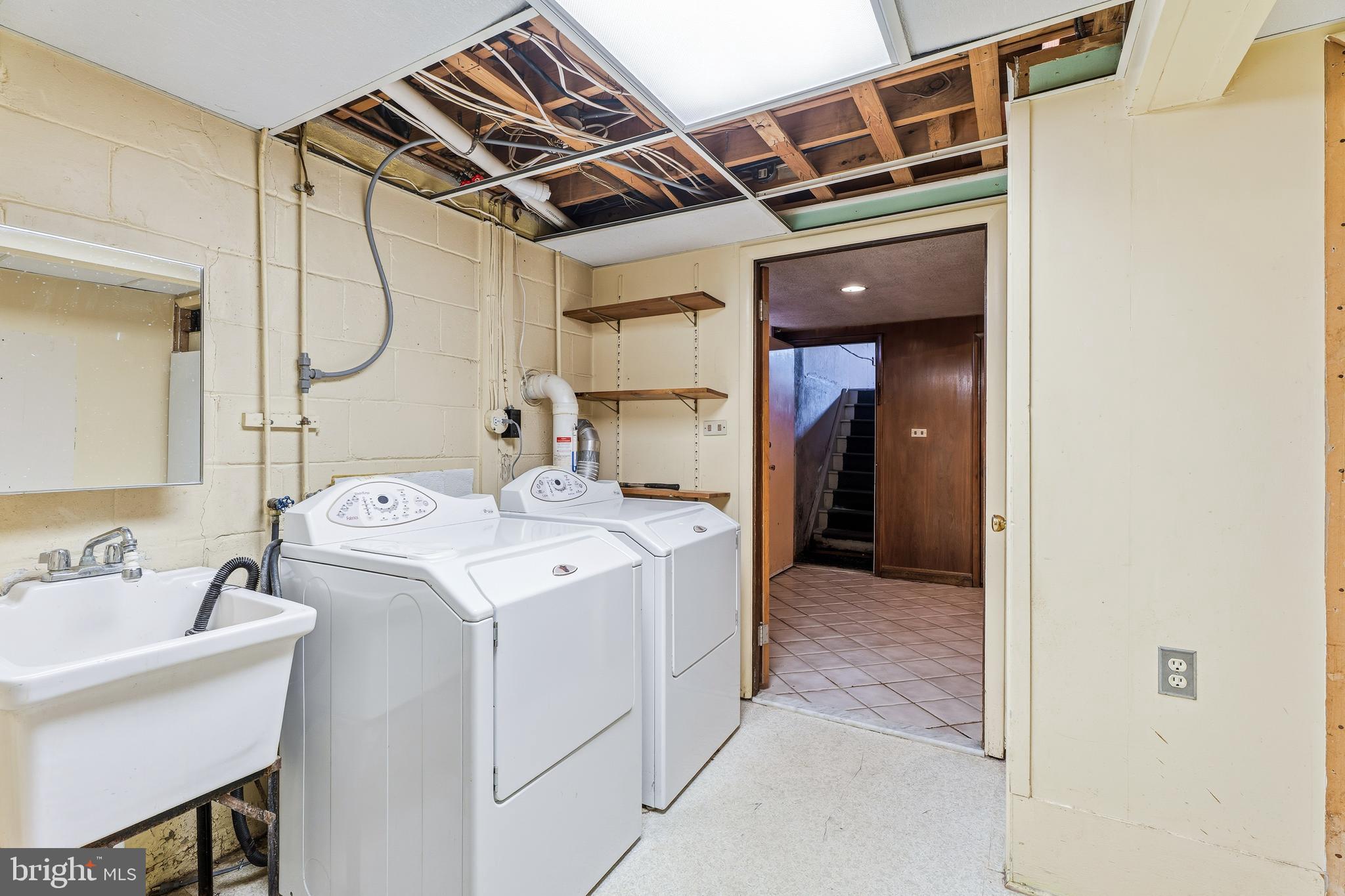 VALLEY CREST - Residential