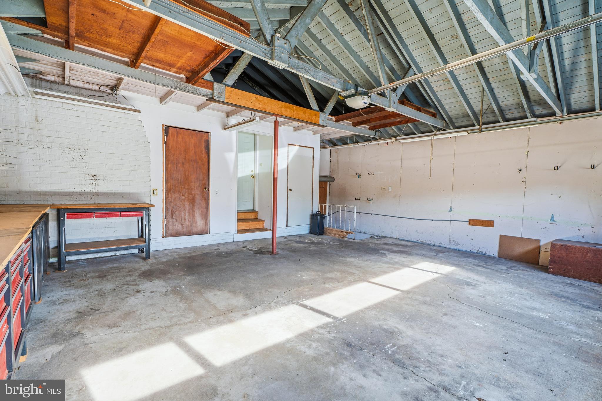 VALLEY CREST - Residential