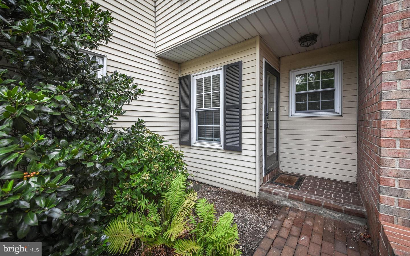 55 SUTPHIN PNES WAY