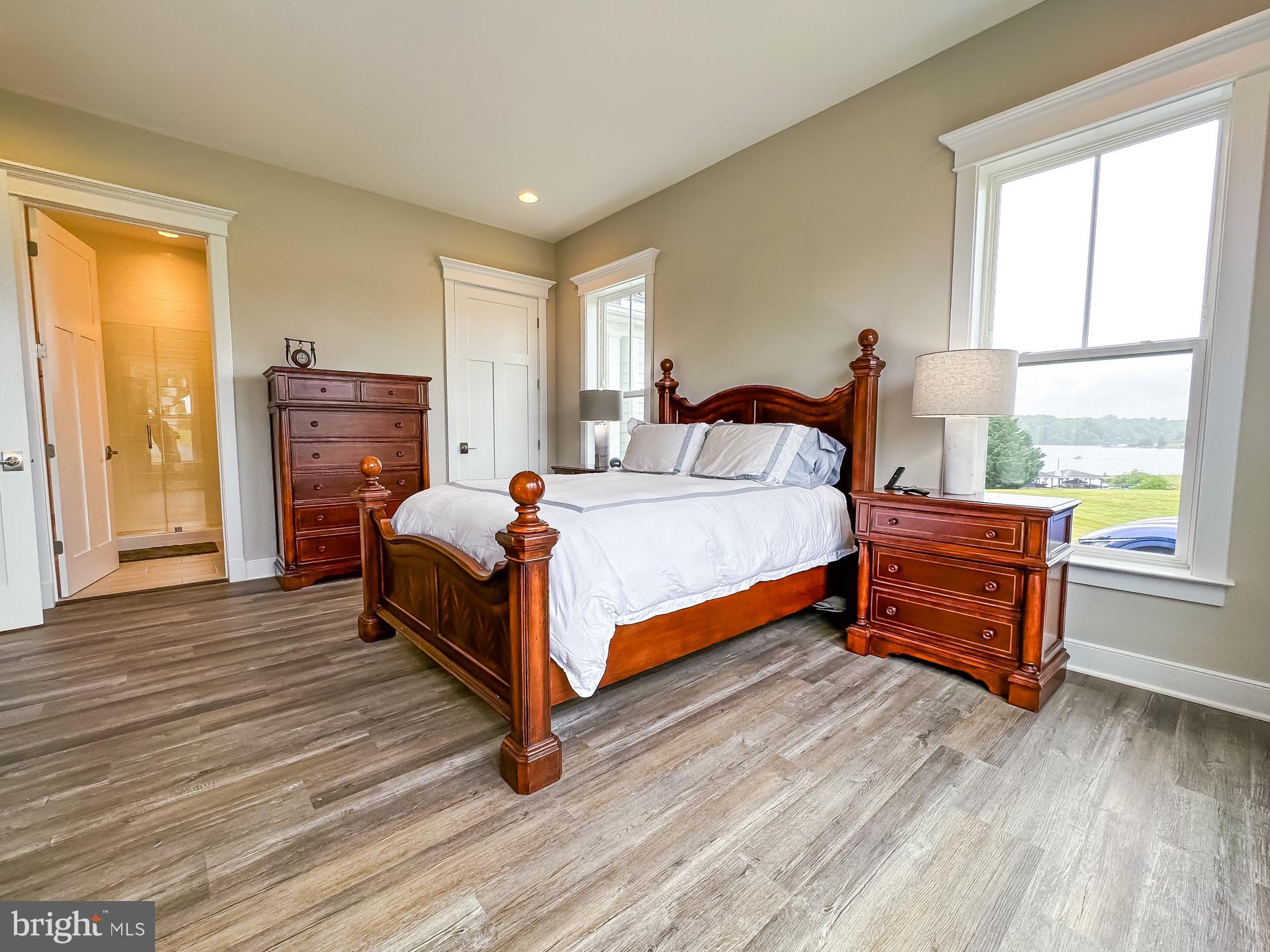 SUNSET HARBOUR - Residential