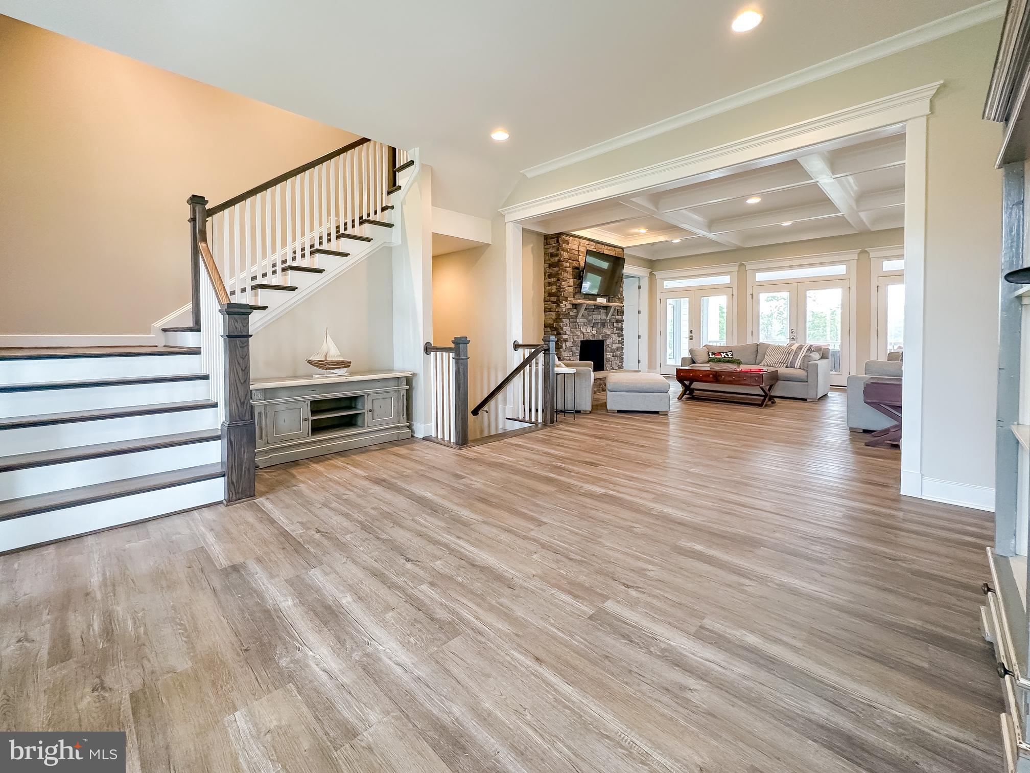 SUNSET HARBOUR - Residential