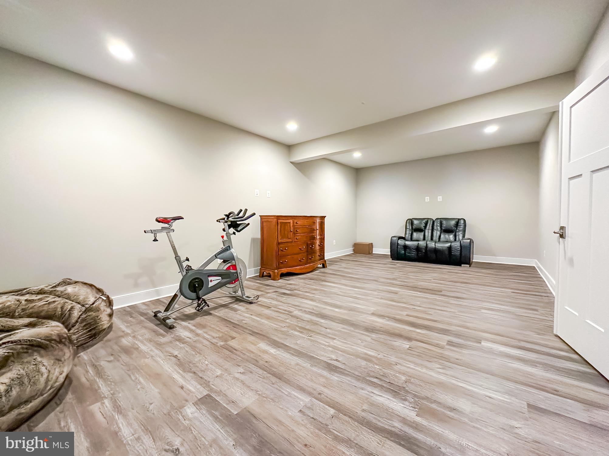 SUNSET HARBOUR - Residential