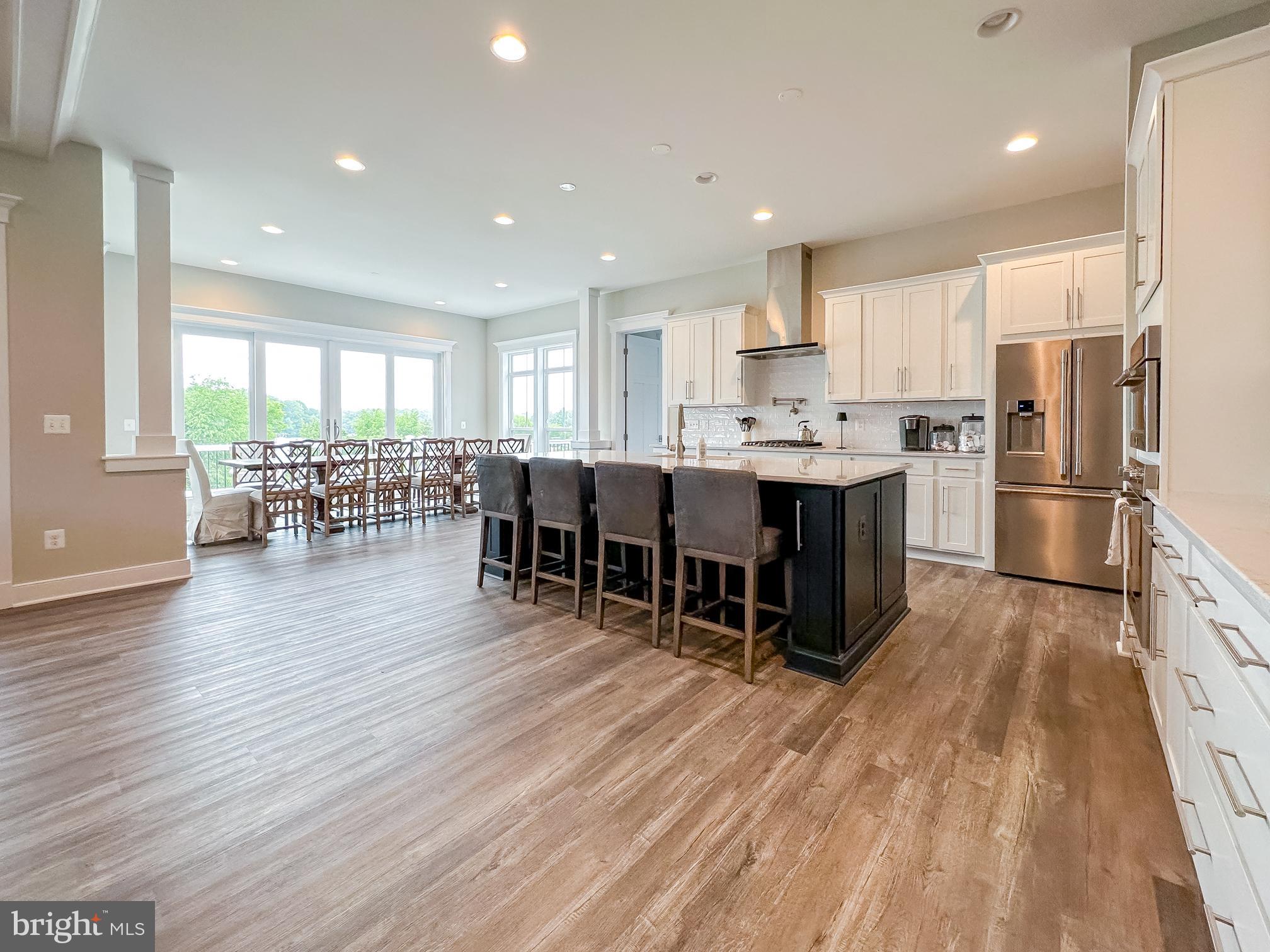 SUNSET HARBOUR - Residential