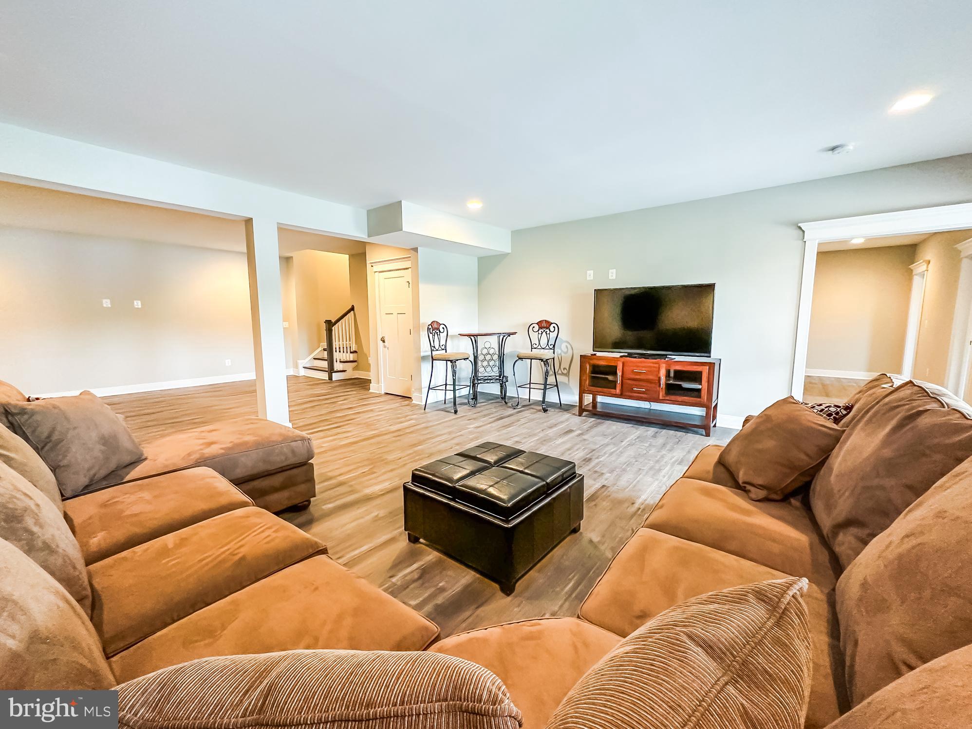 SUNSET HARBOUR - Residential