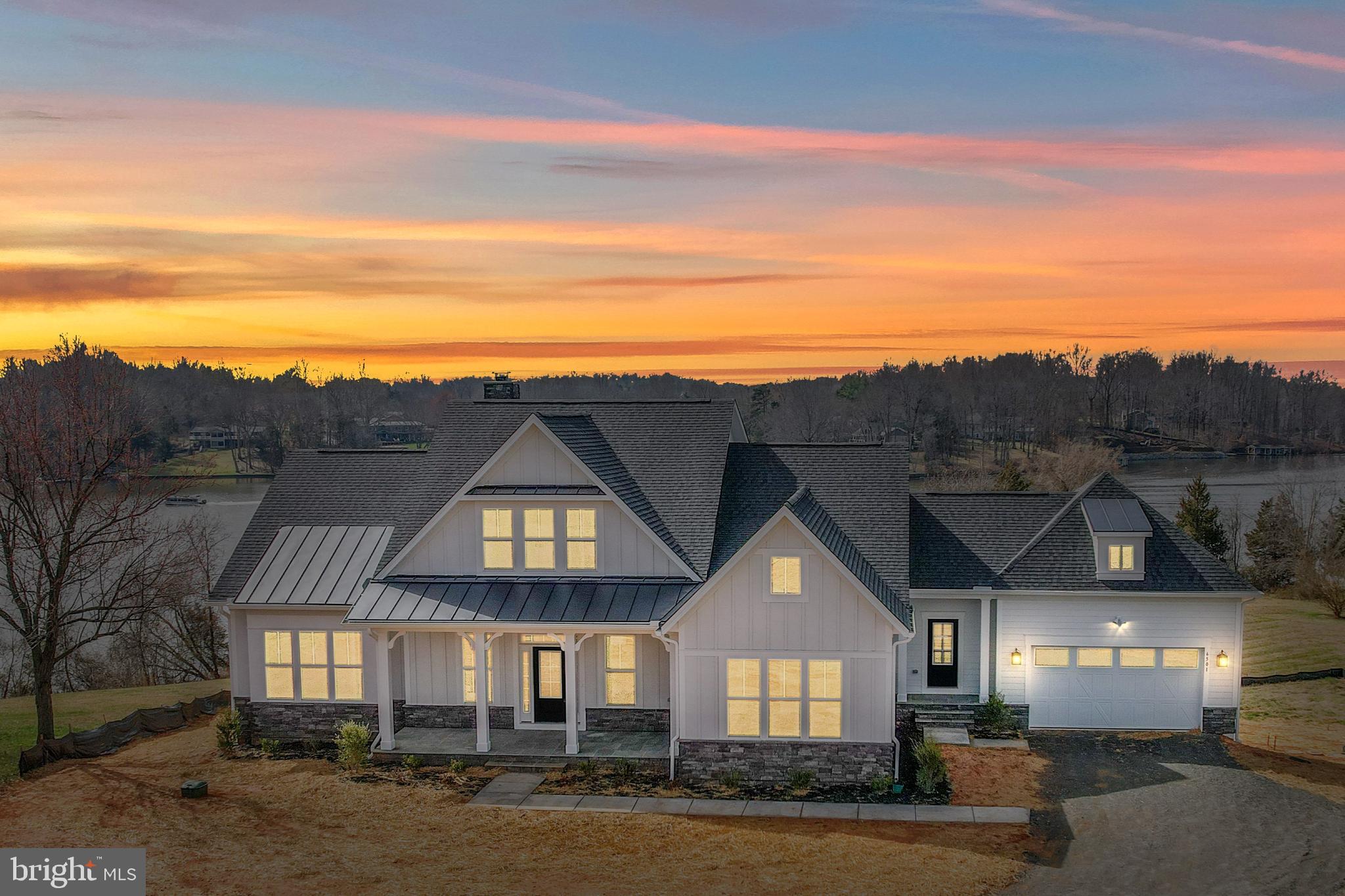 SUNSET HARBOUR - Residential