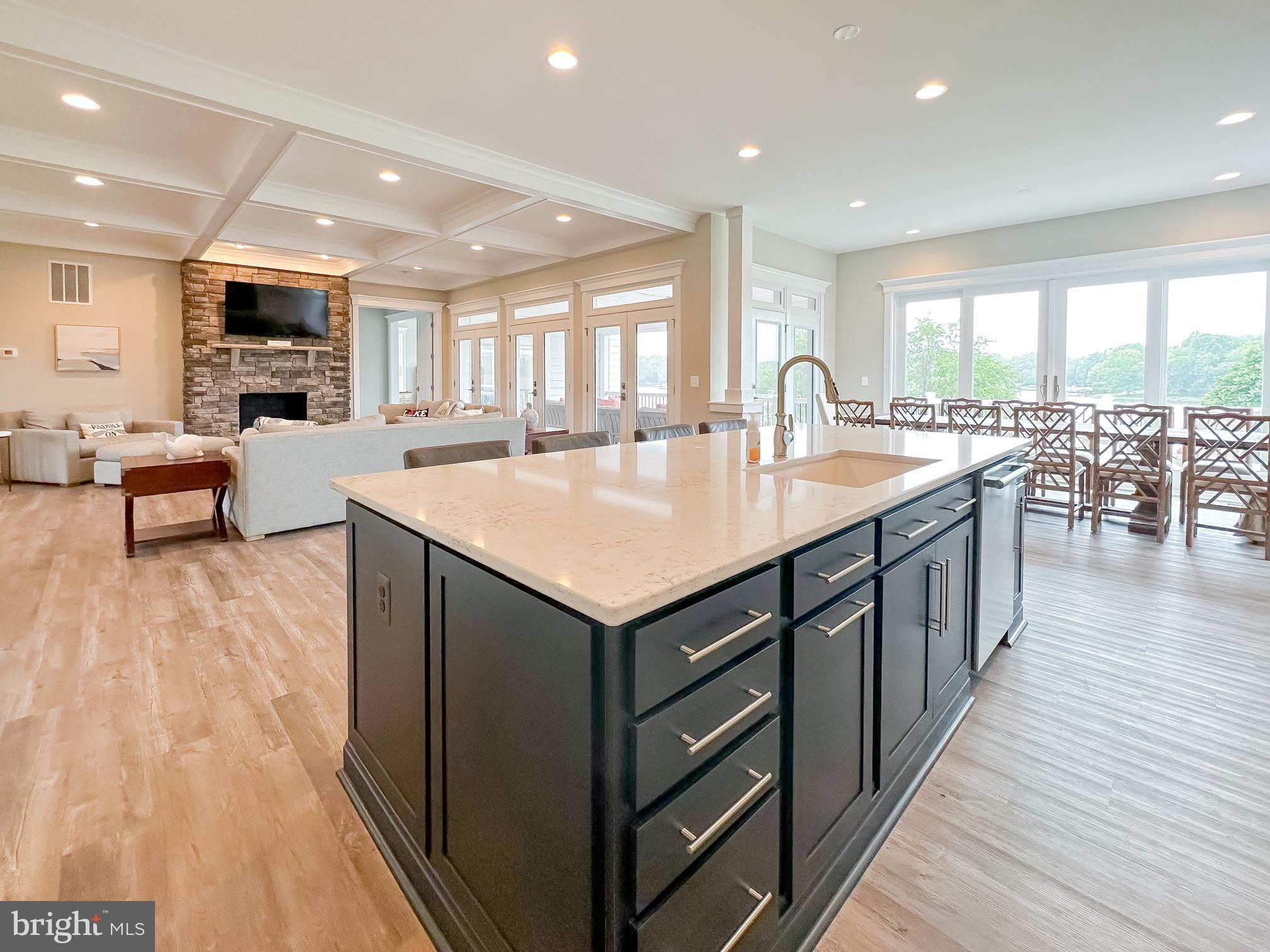 SUNSET HARBOUR - Residential