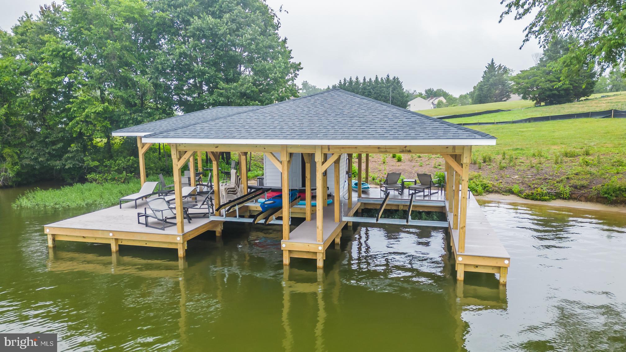 SUNSET HARBOUR - Residential