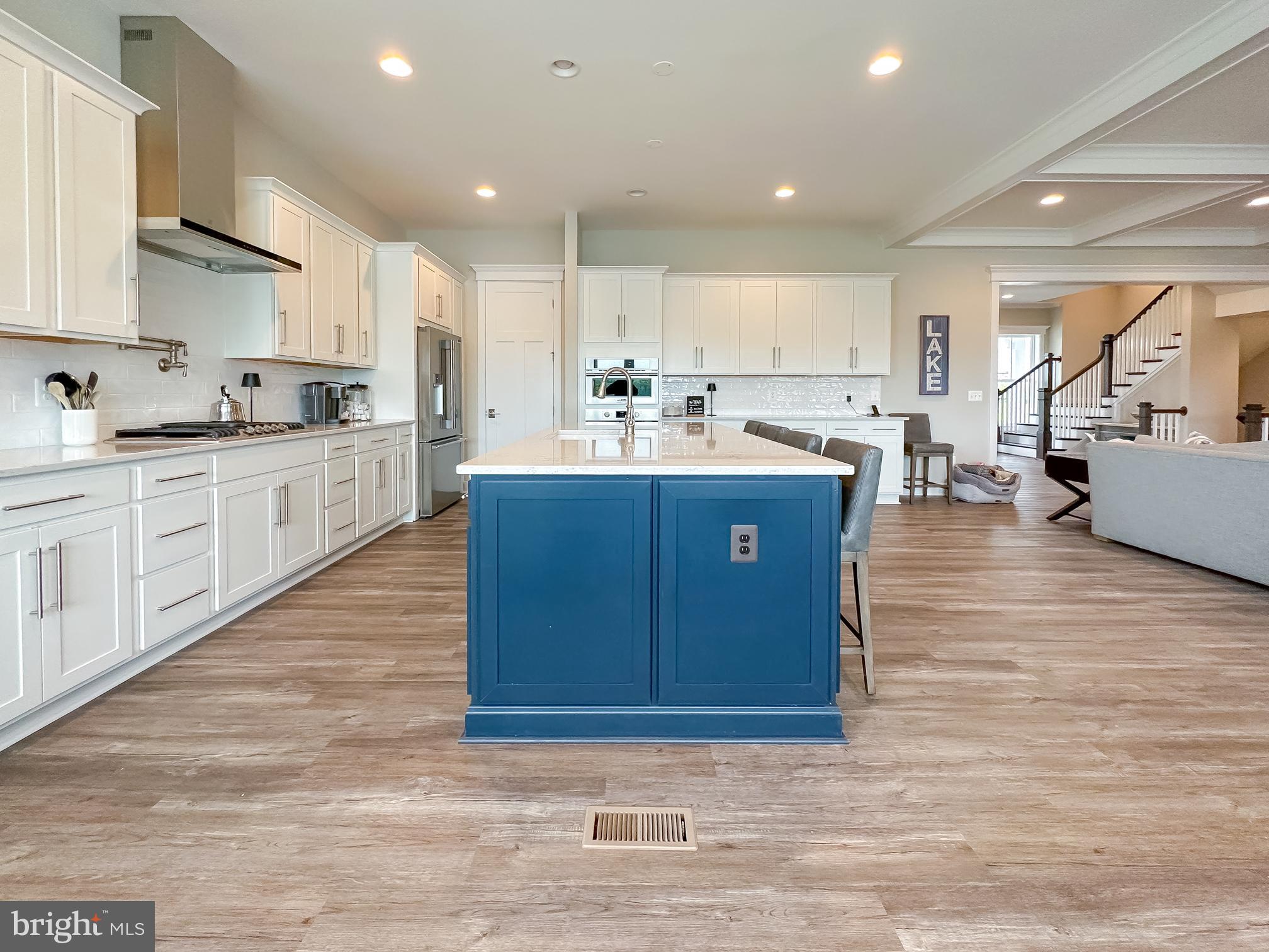 SUNSET HARBOUR - Residential