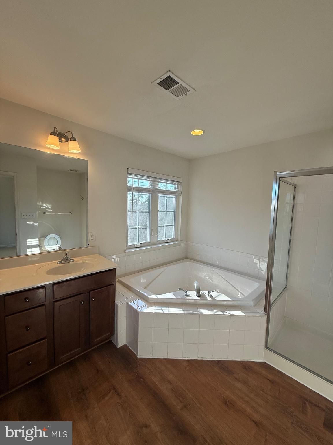 FIELDSTONE - Residential Lease