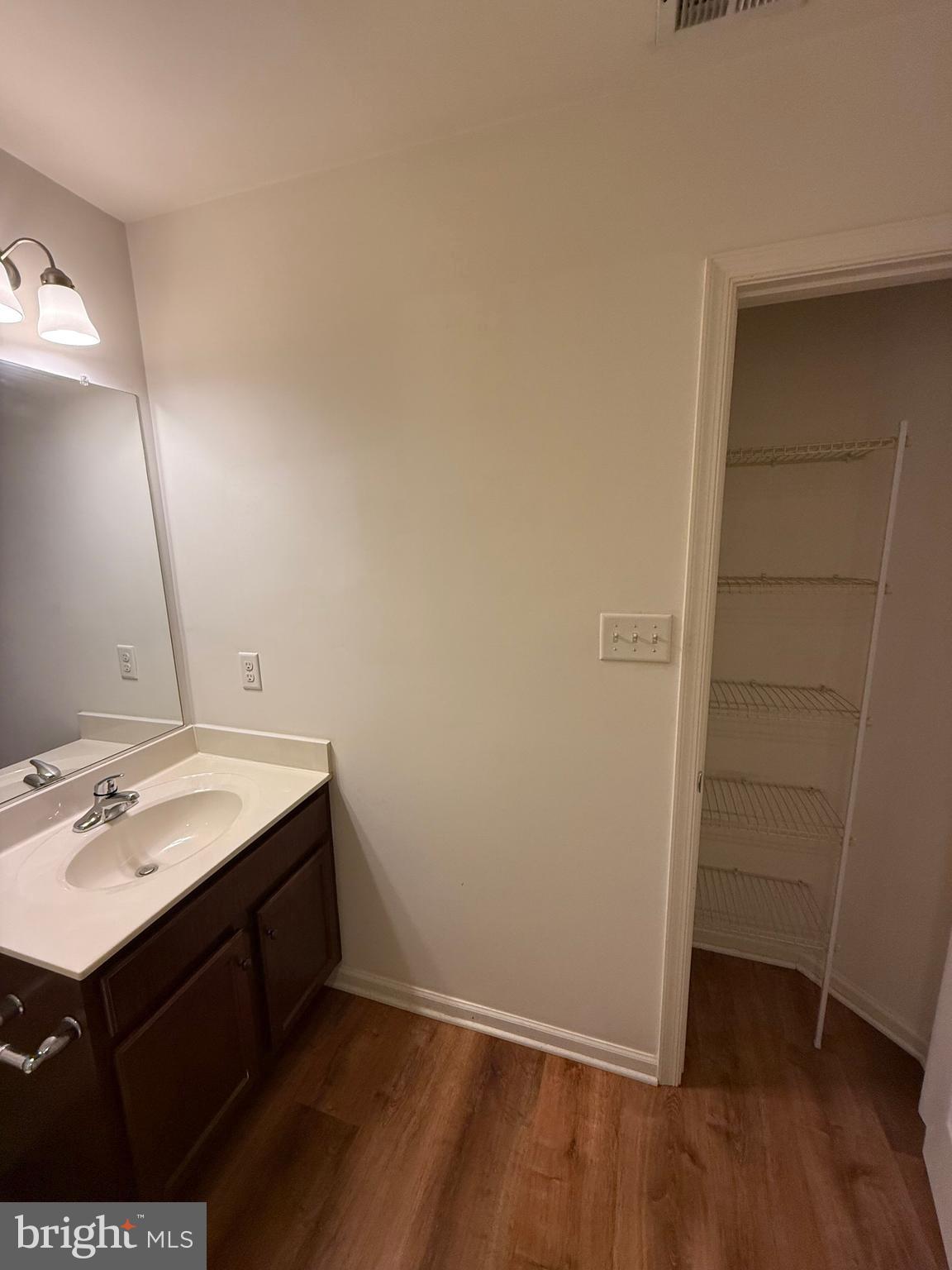 FIELDSTONE - Residential Lease