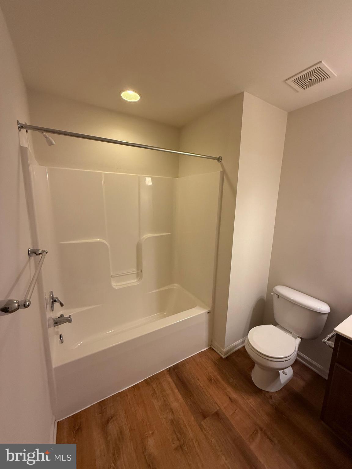 FIELDSTONE - Residential Lease