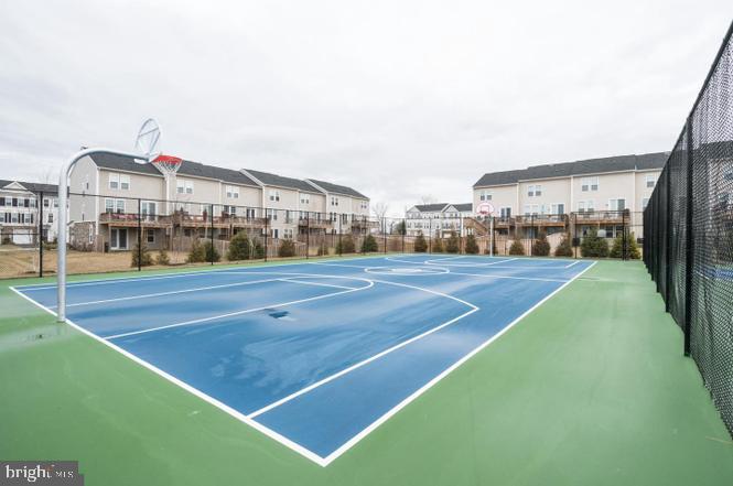 FIELDSTONE - Residential Lease