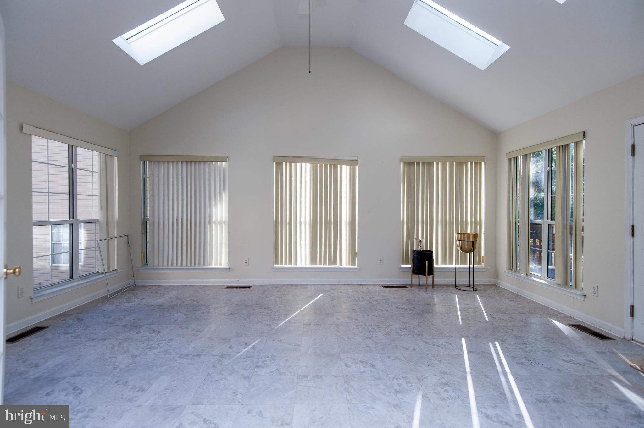 PERRYWOOD - Residential