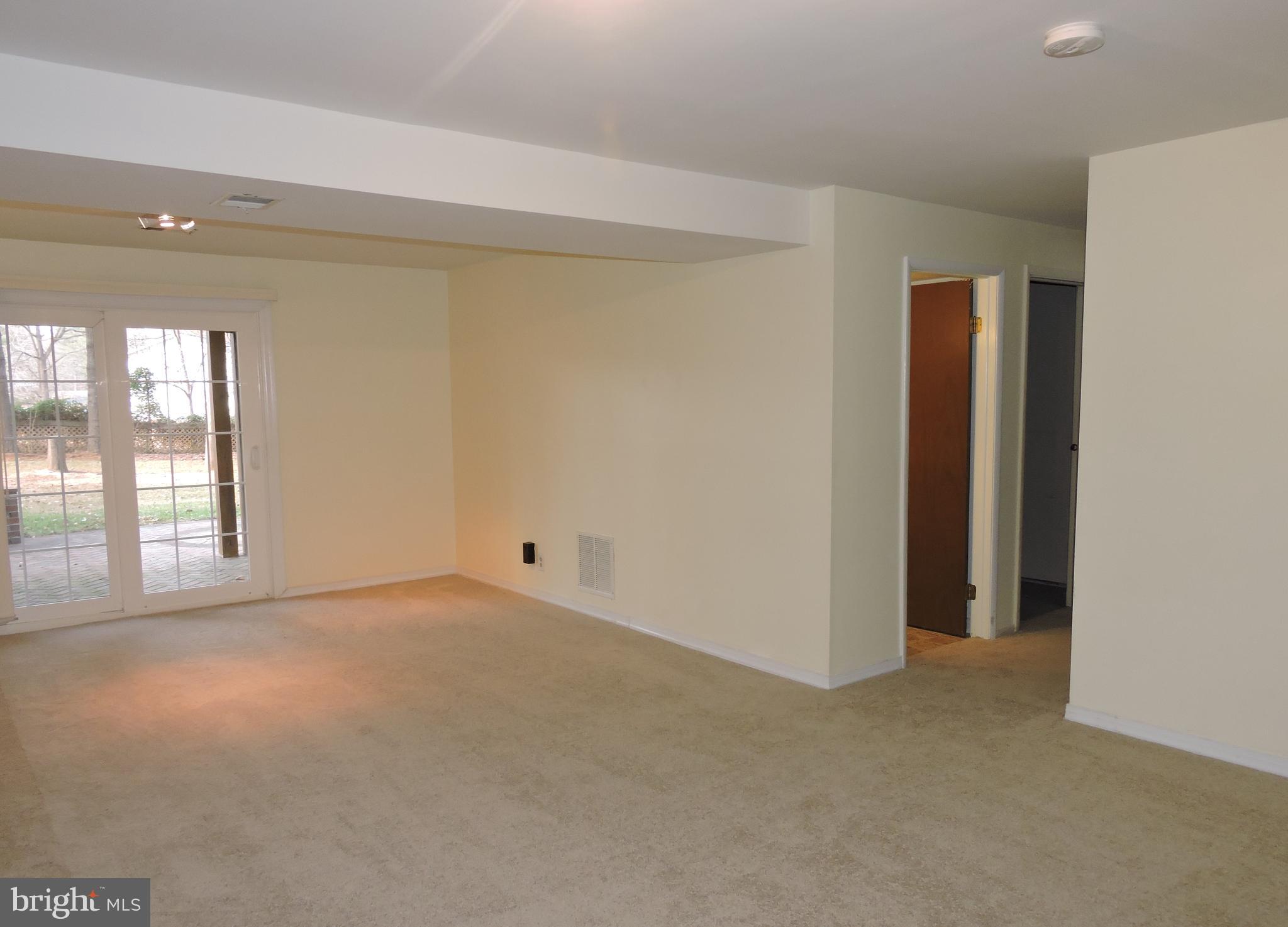 WARRENTON LAKES - Residential Lease