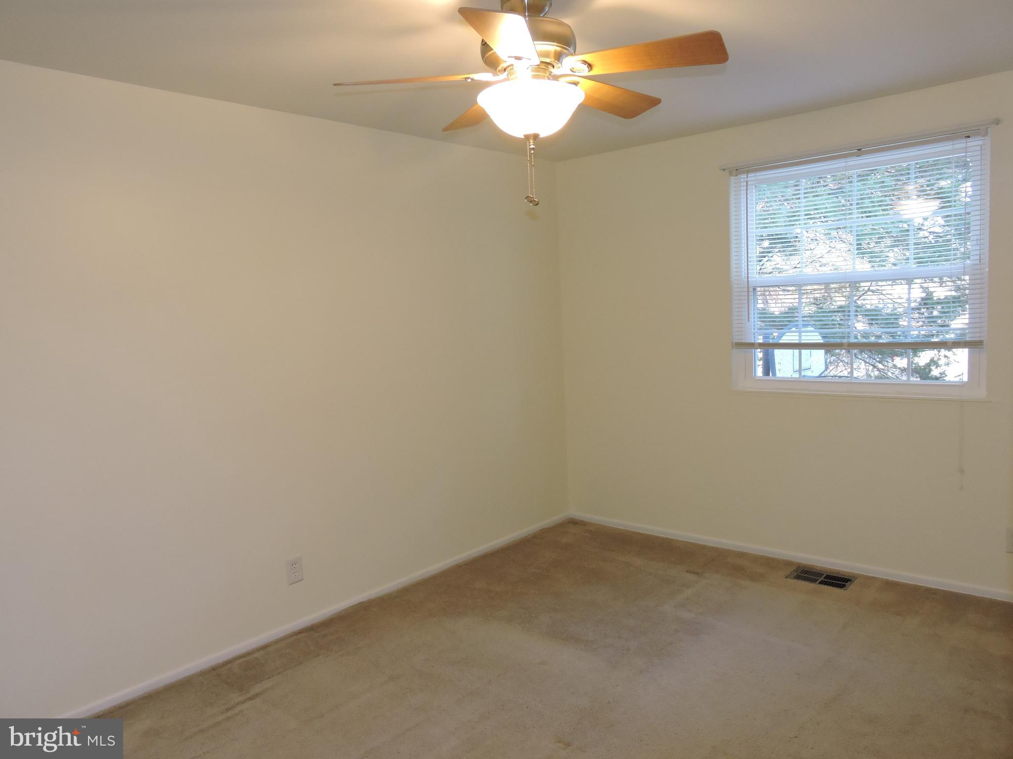 WARRENTON LAKES - Residential Lease