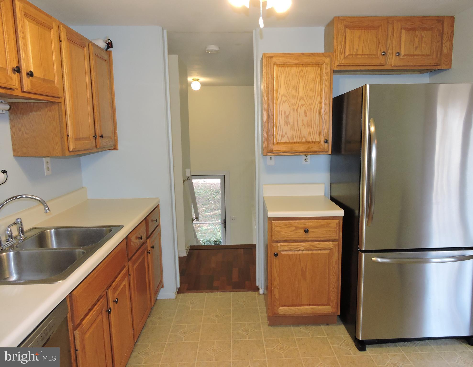 WARRENTON LAKES - Residential Lease