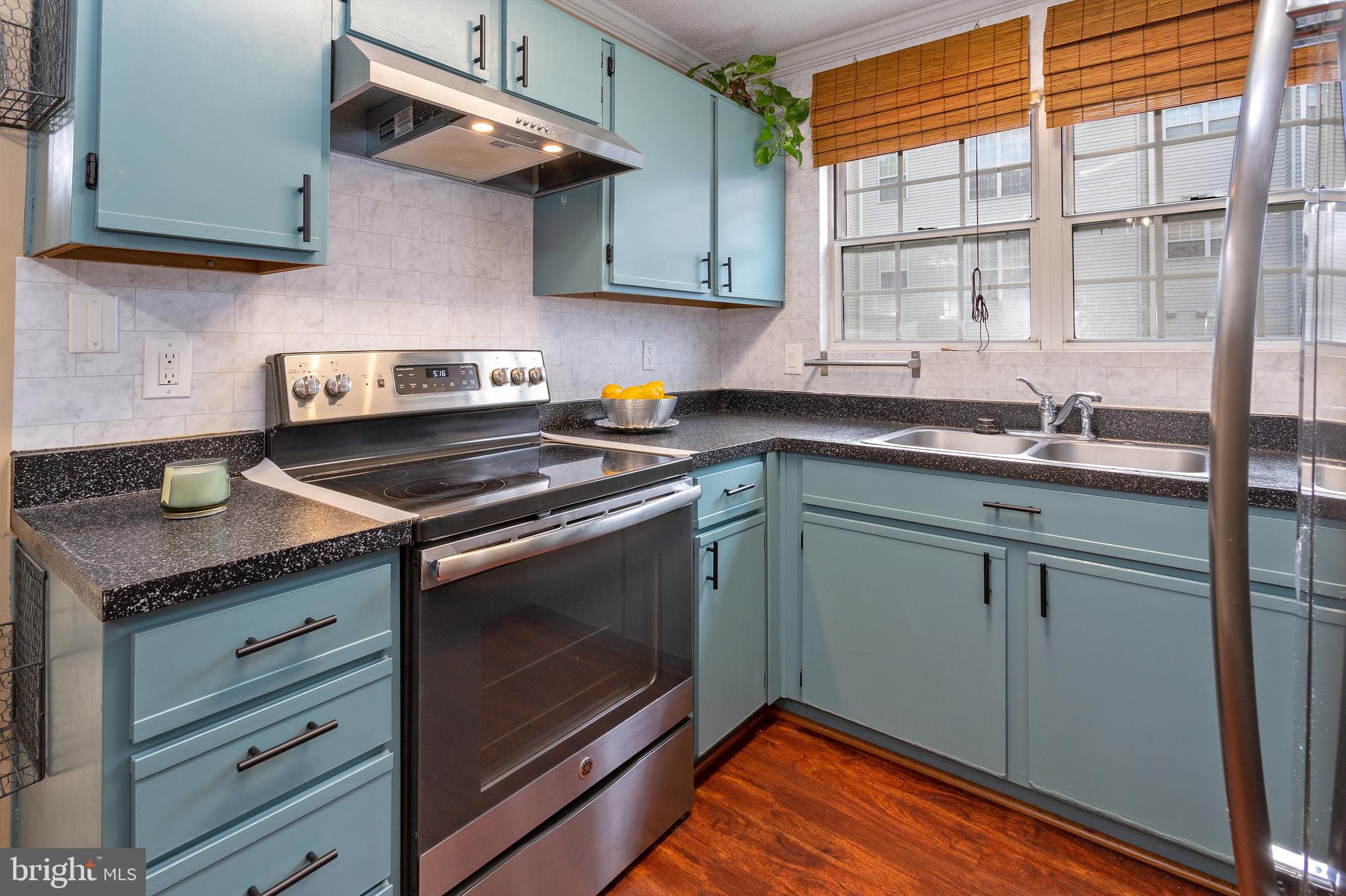 FOX CHASE/EXETER - Residential