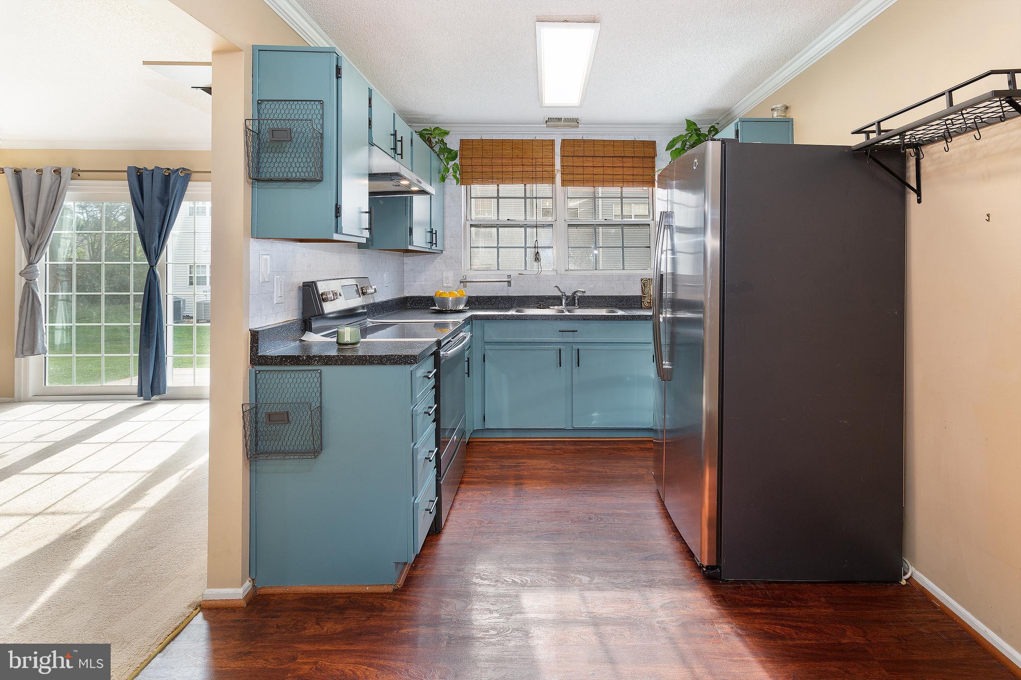 FOX CHASE/EXETER - Residential