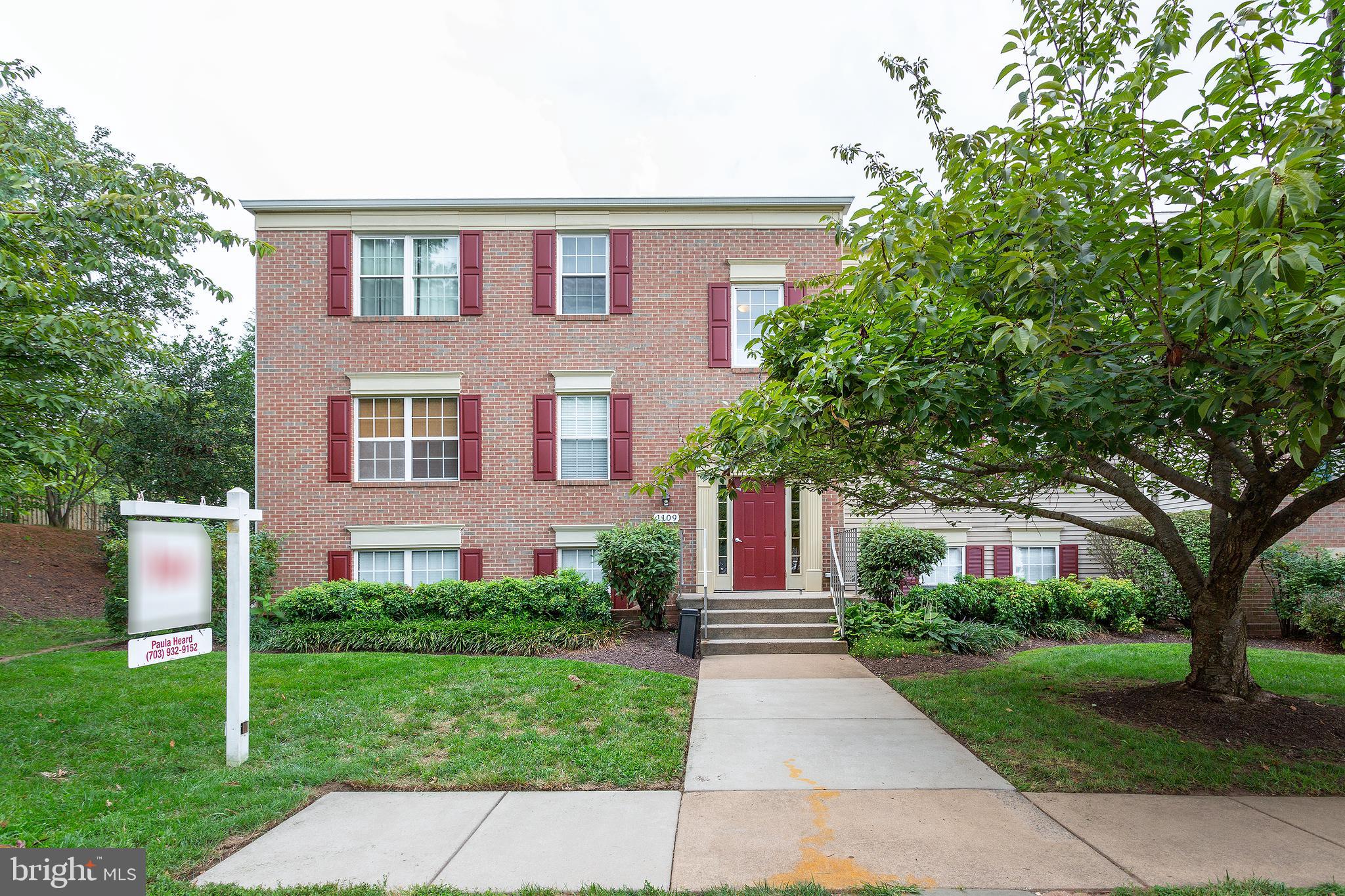 FOX CHASE/EXETER - Residential