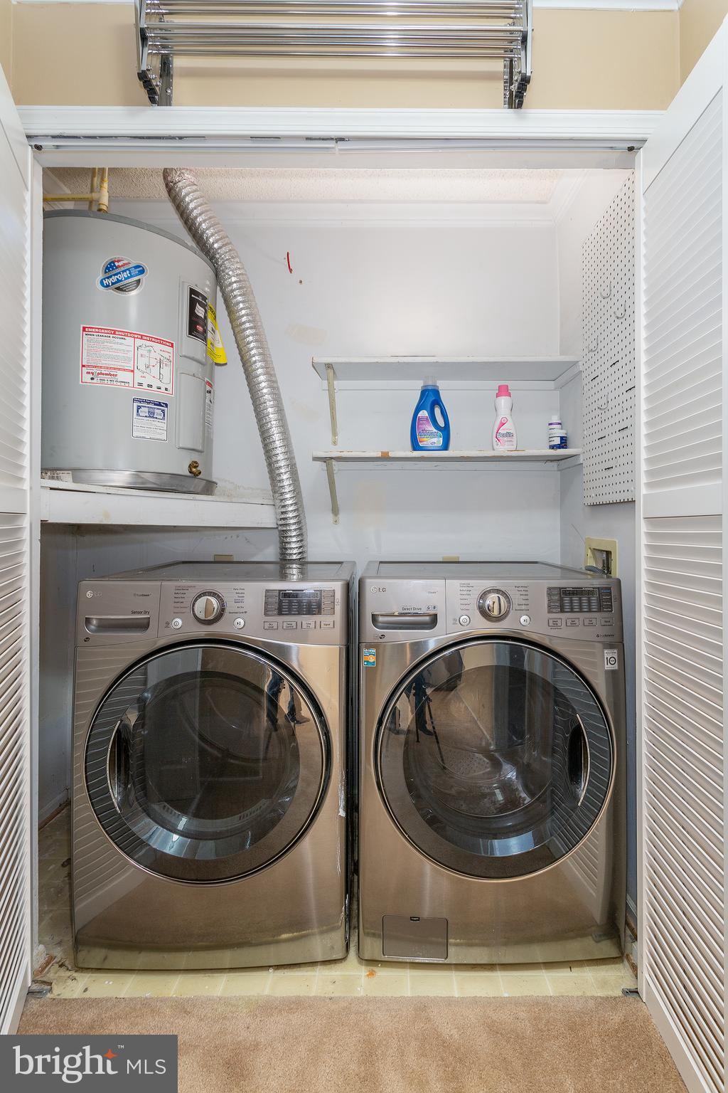 FOX CHASE/EXETER - Residential