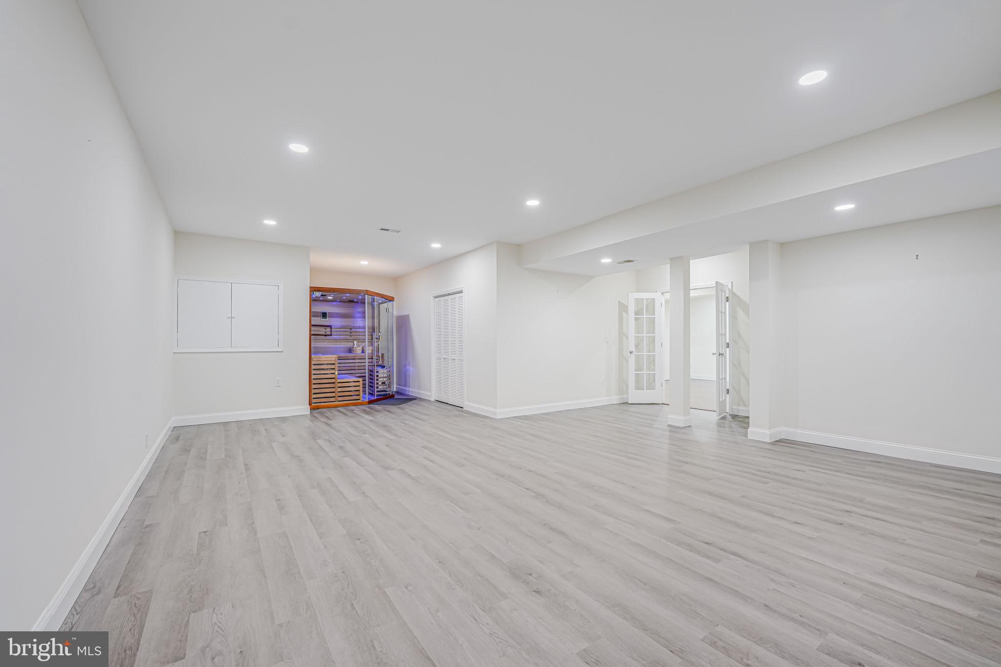 HIGHLAND SPRINGS - Residential