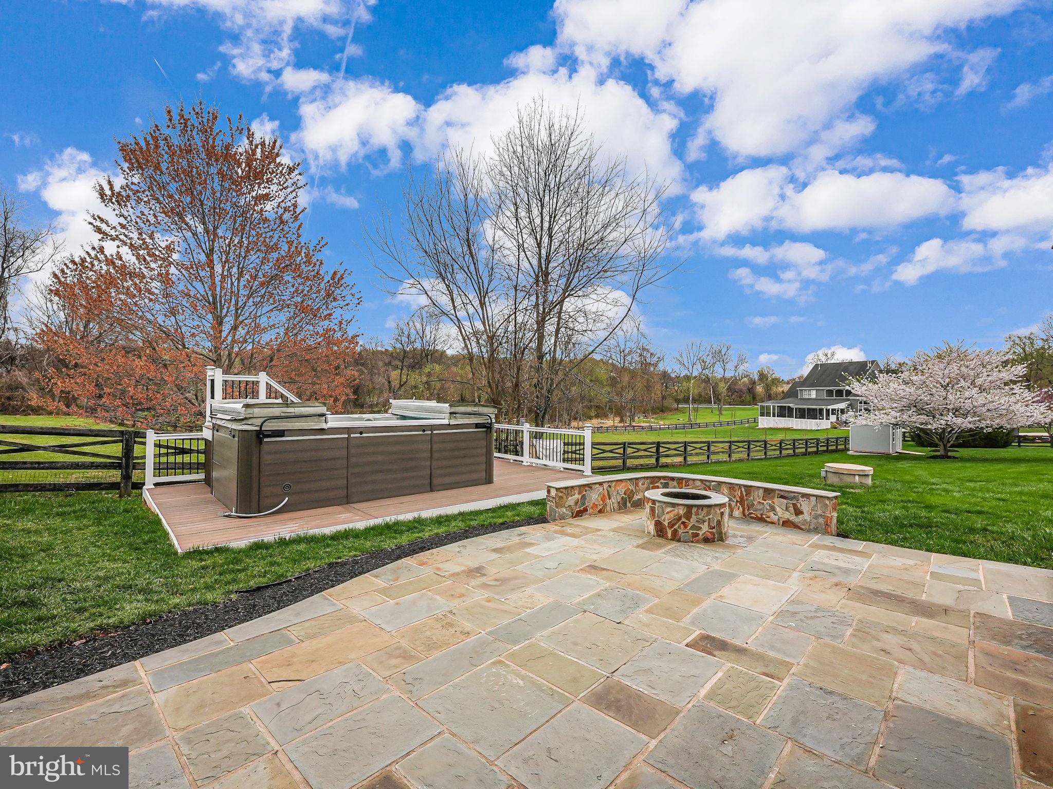 HIGHLAND SPRINGS - Residential