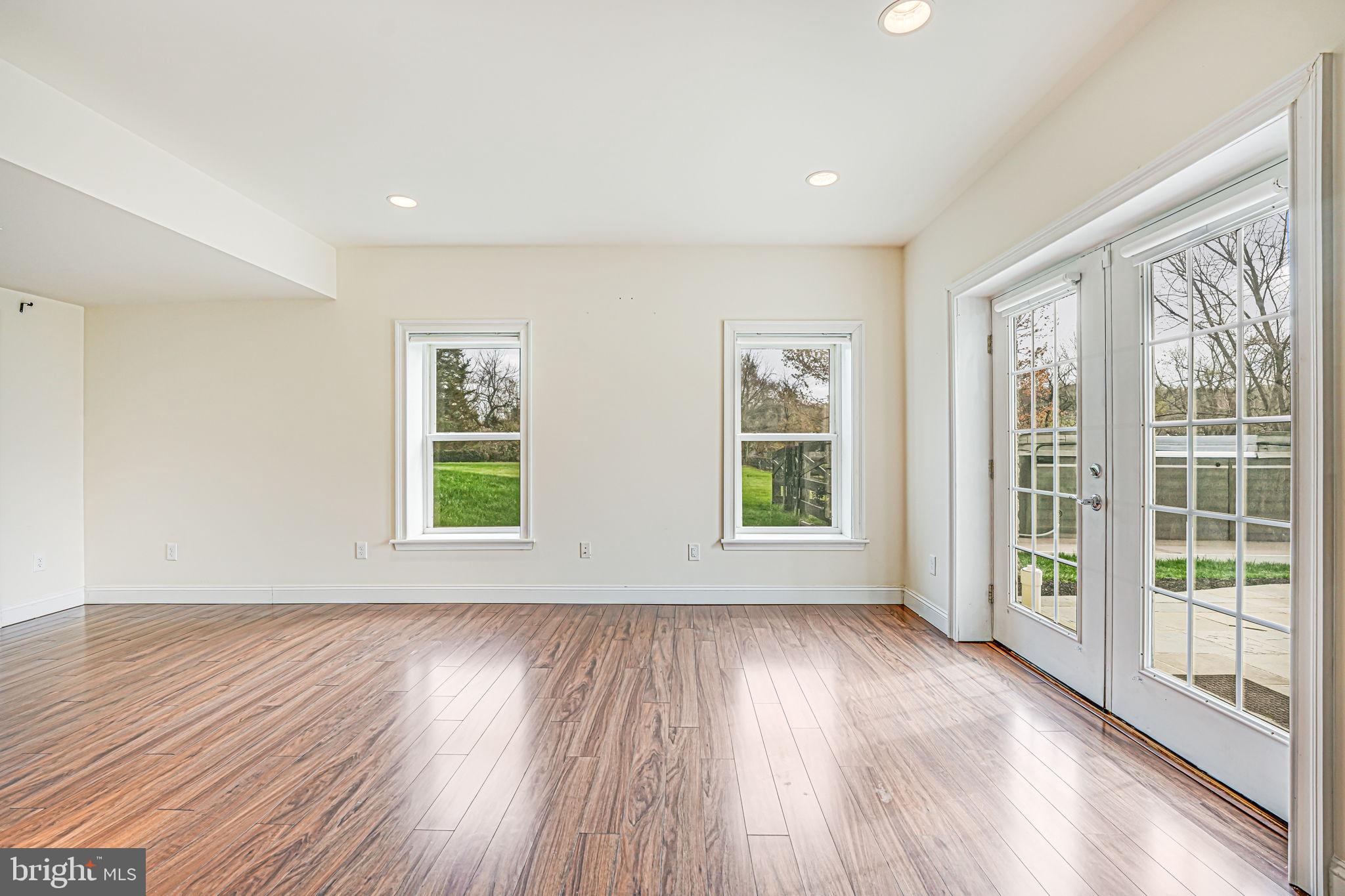 HIGHLAND SPRINGS - Residential