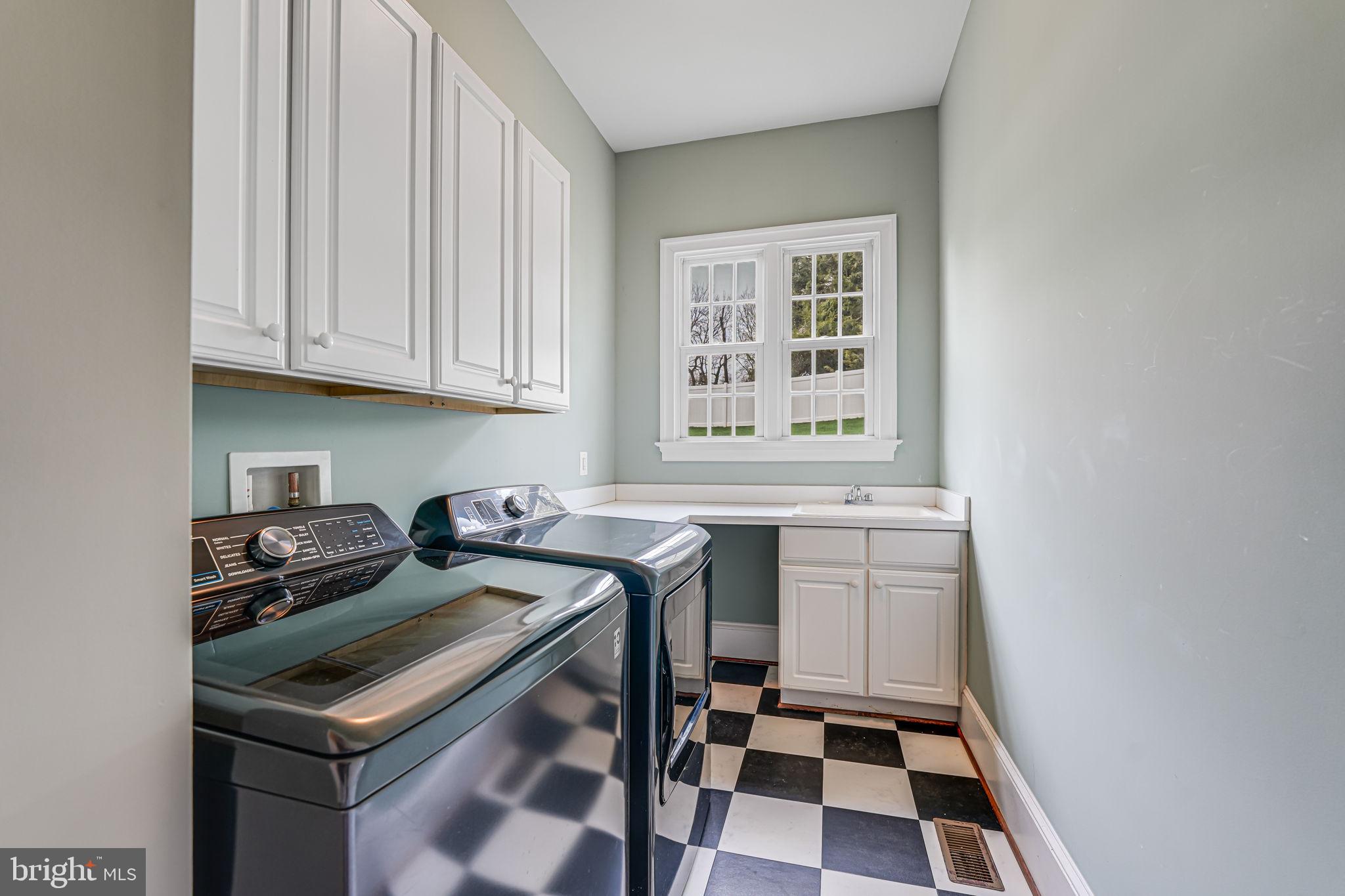 HIGHLAND SPRINGS - Residential