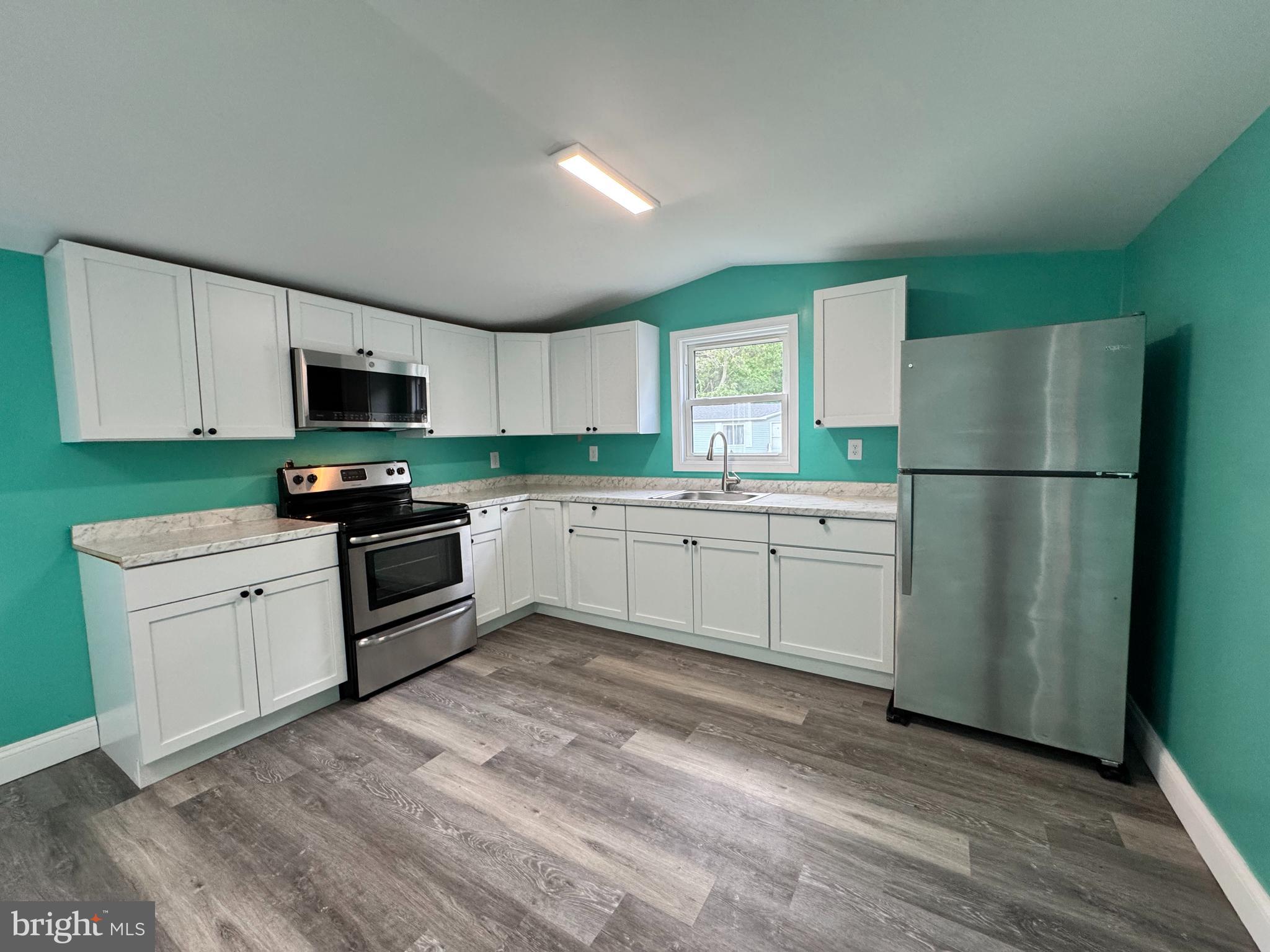 SOUTHGATE VILLAGE - Residential