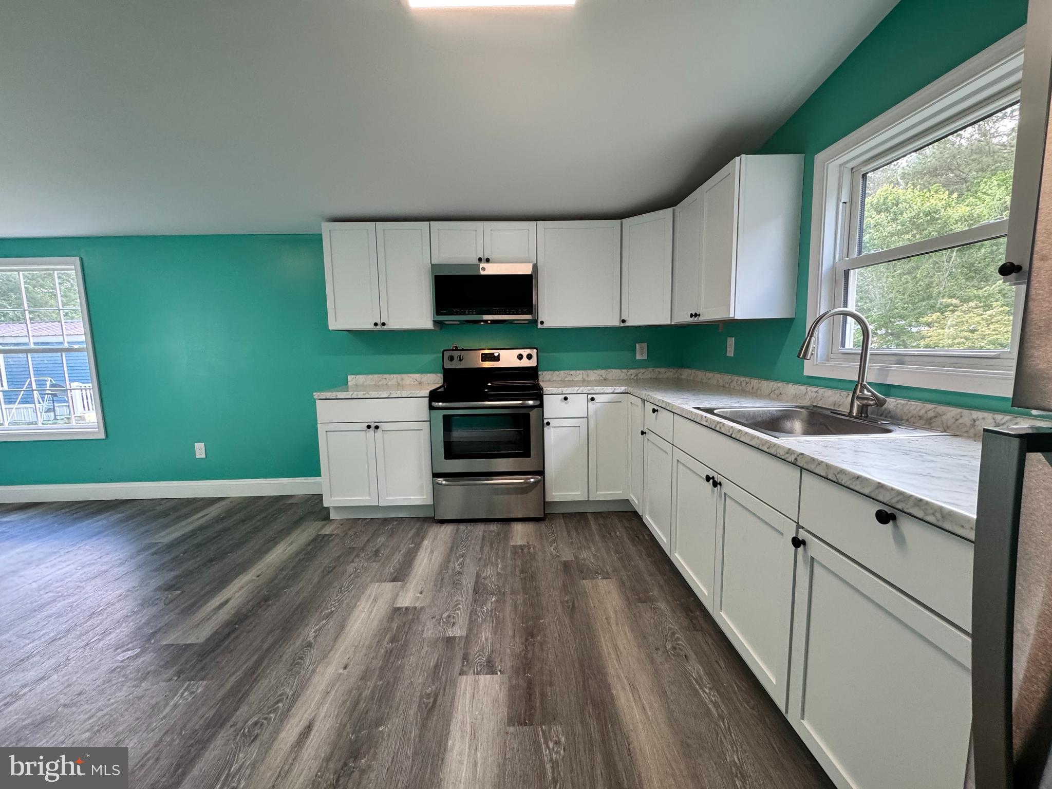 SOUTHGATE VILLAGE - Residential