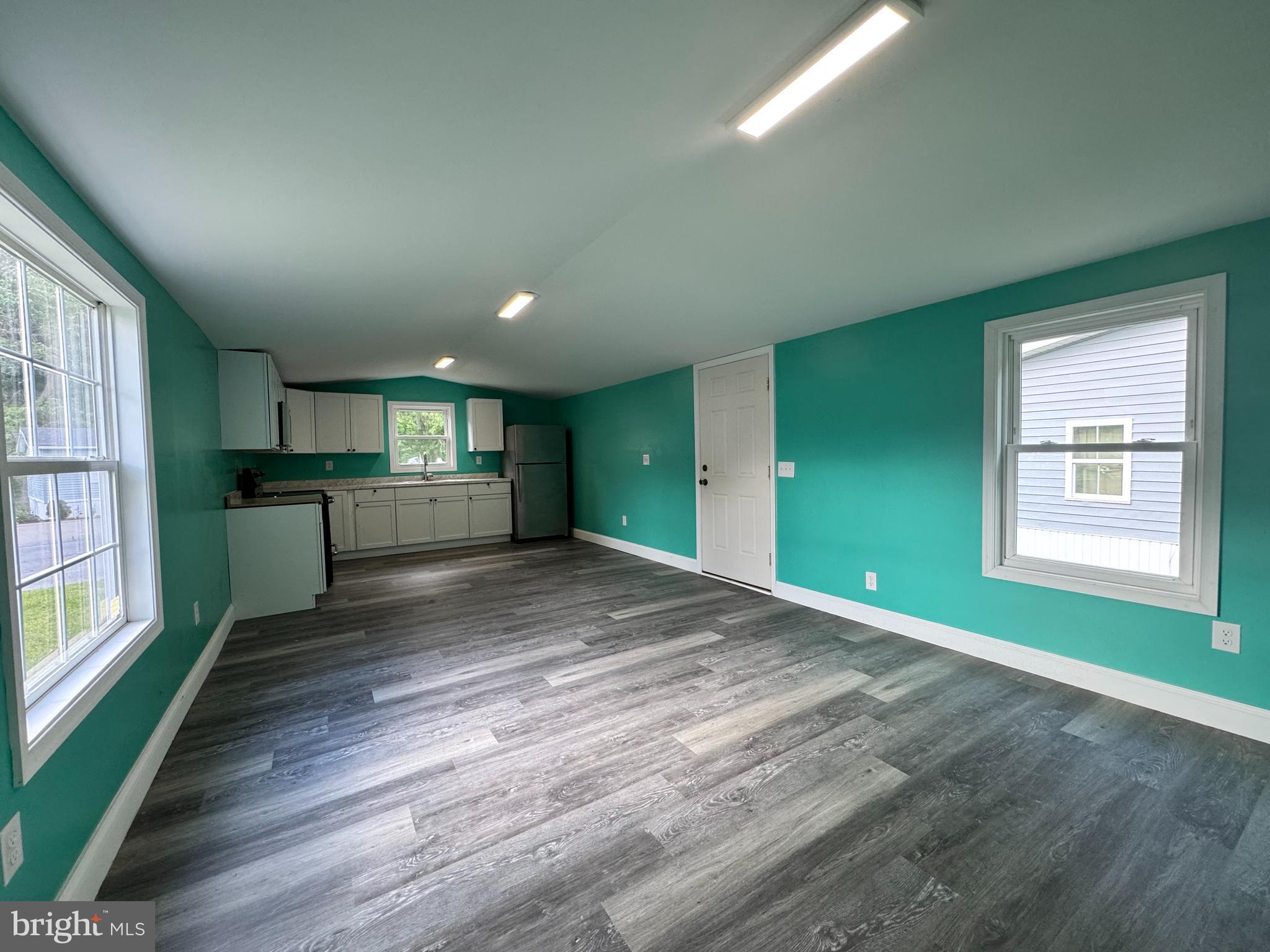 SOUTHGATE VILLAGE - Residential