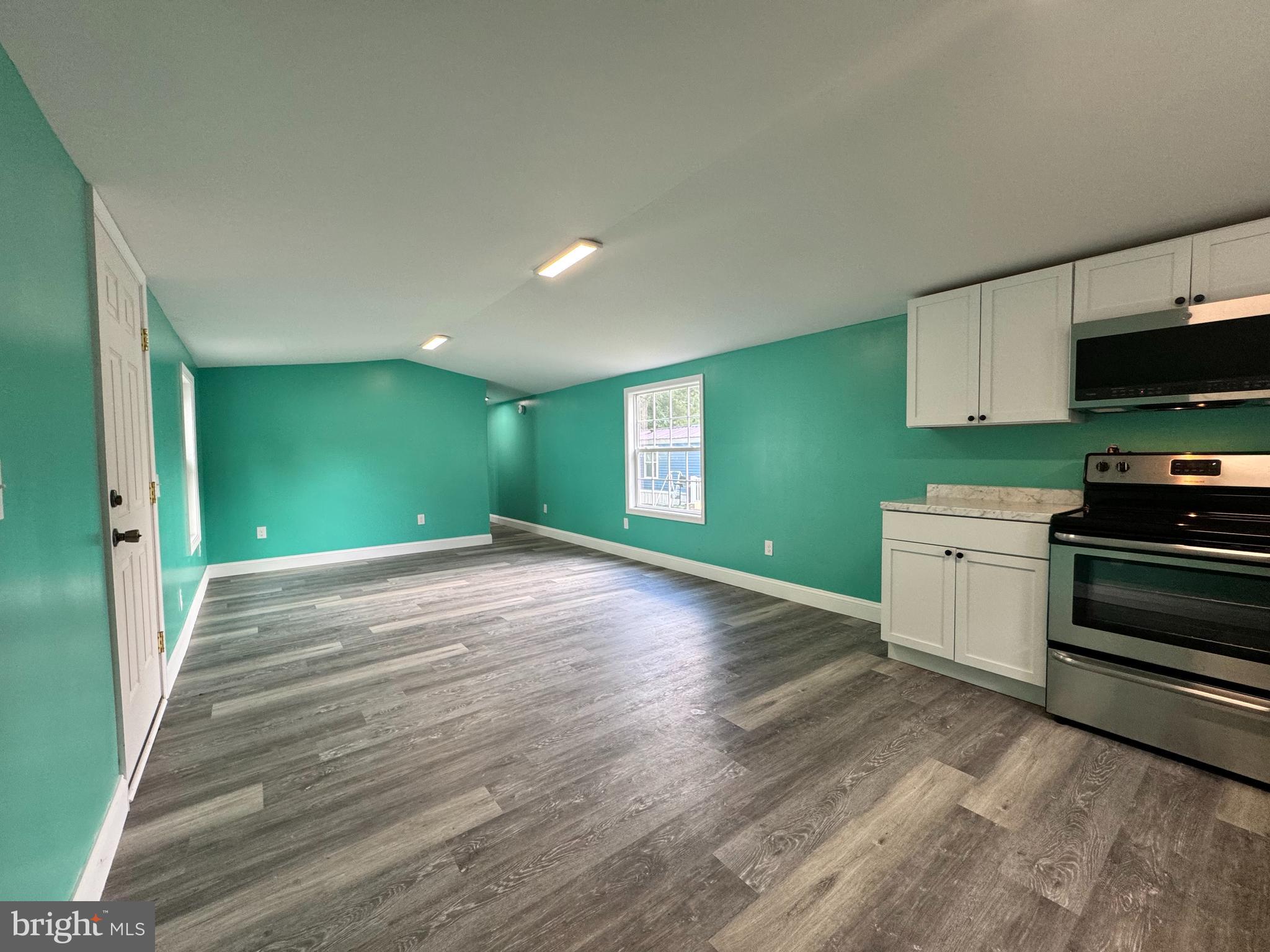 SOUTHGATE VILLAGE - Residential