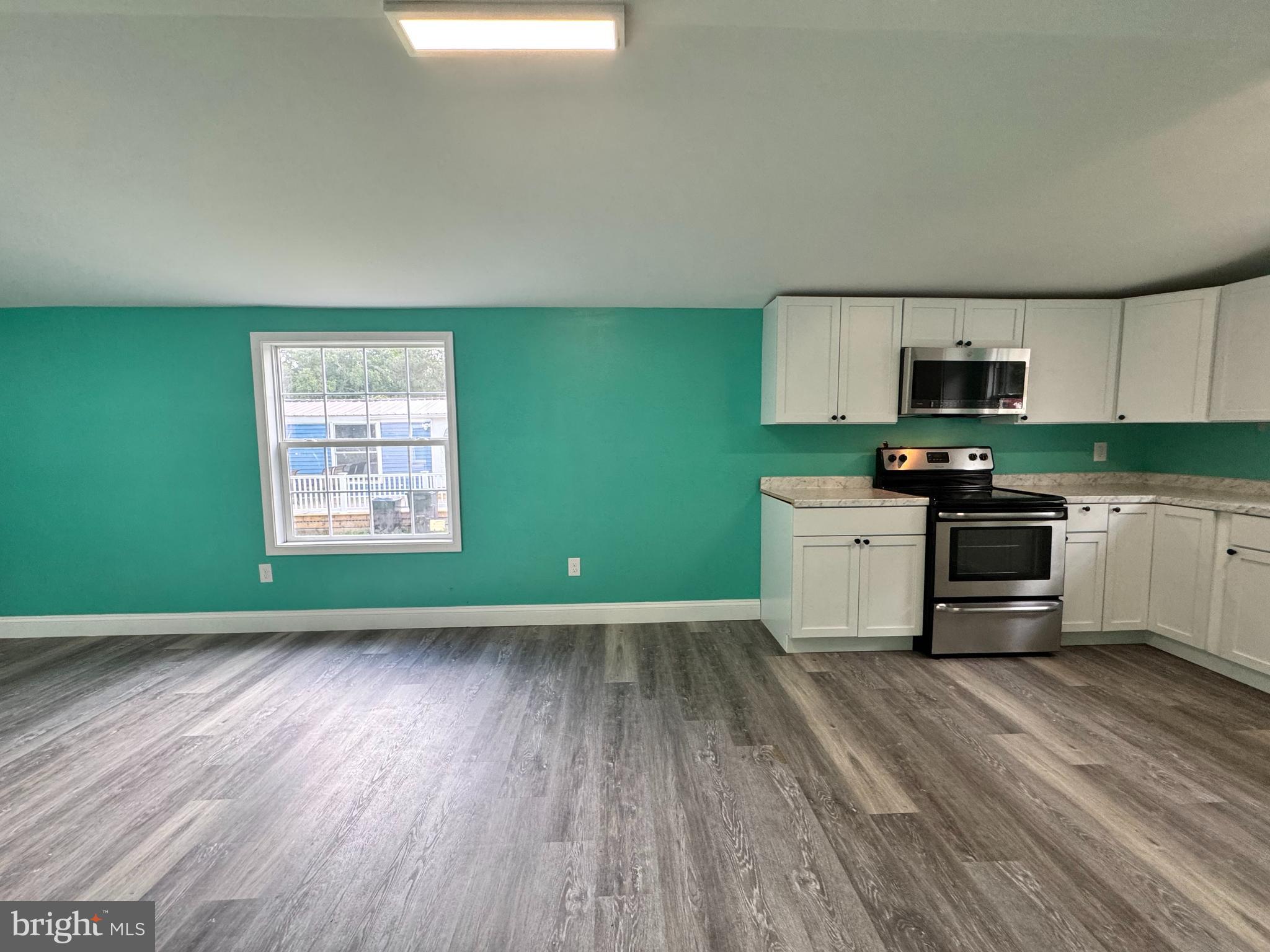 SOUTHGATE VILLAGE - Residential