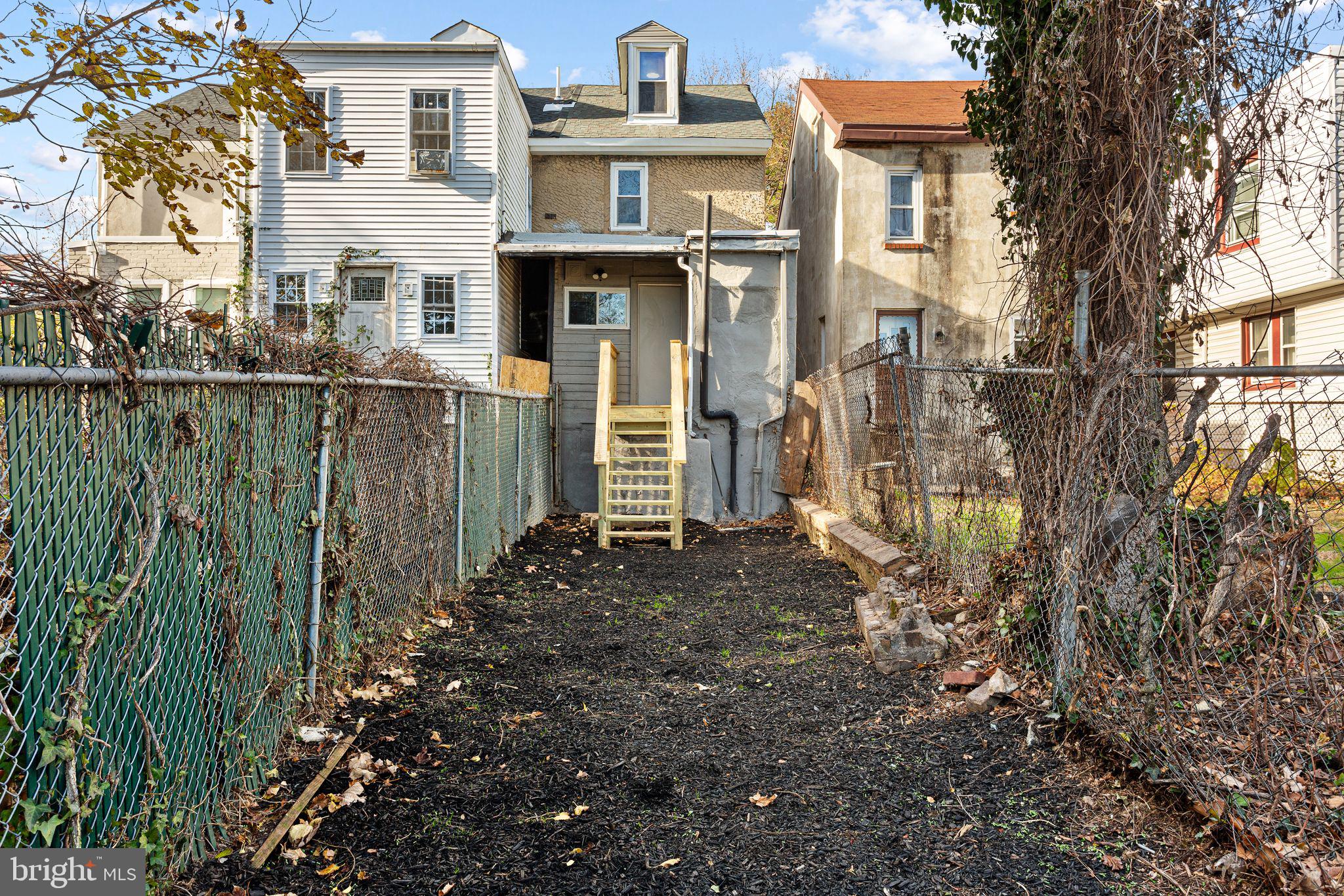 GERMANTOWN - Residential